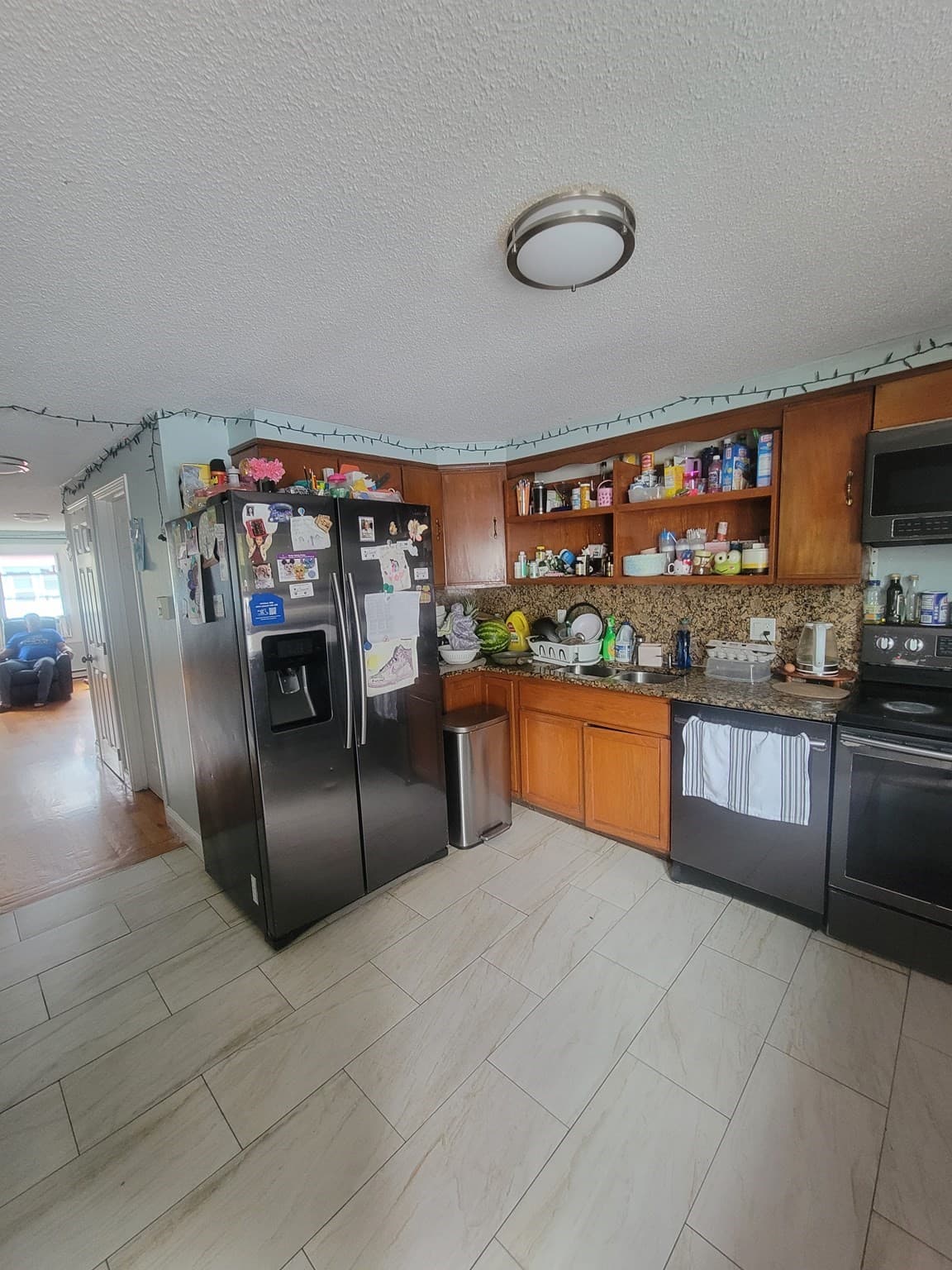 Condominium at 2 Eden St # 2, Chelsea MA 02150, Chelsea, photo 2 of 4