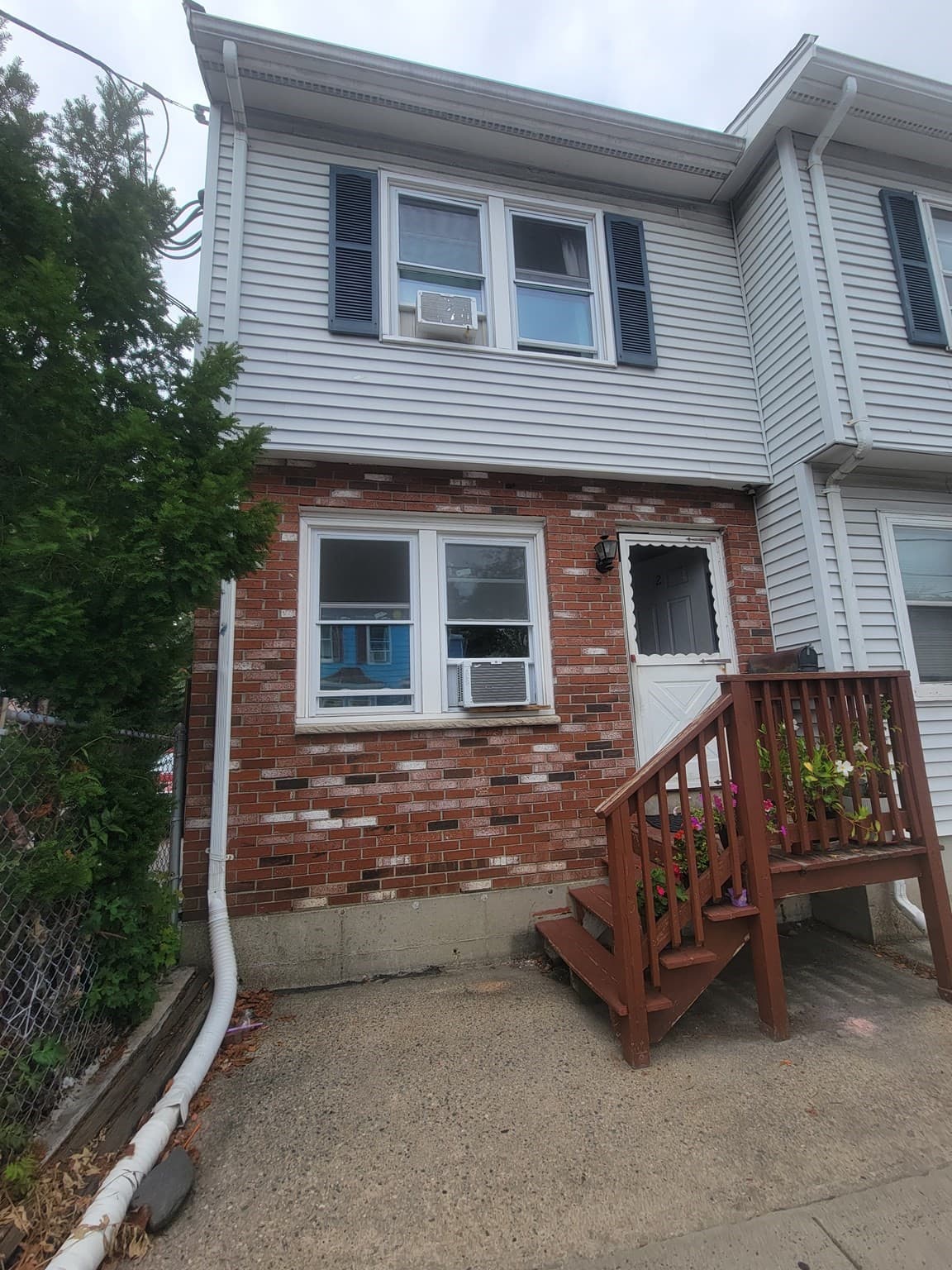 2 Eden St # 2, Chelsea MA 02150