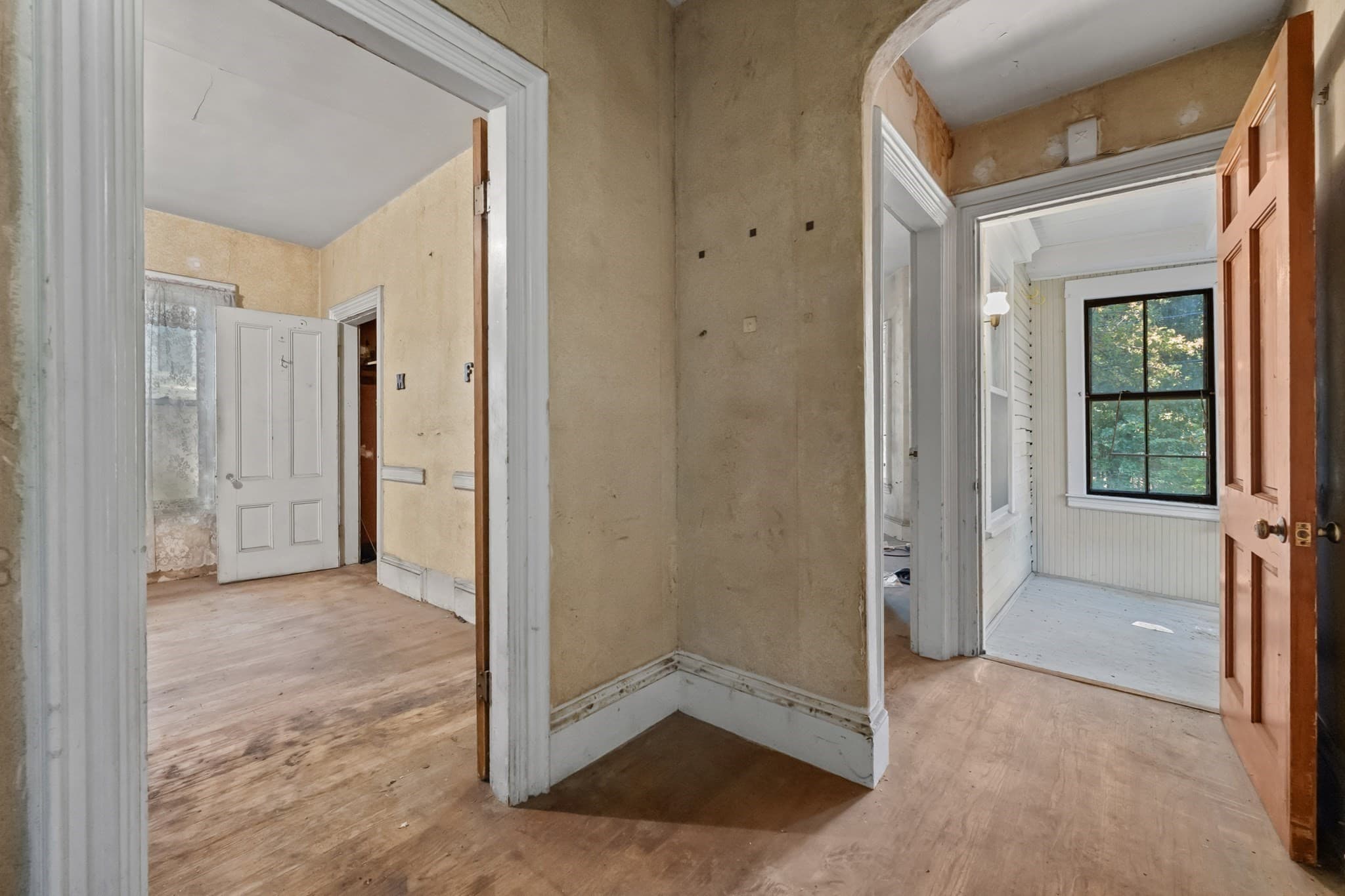 Single Family Residence at 5 Westminster St, Boston MA 02136, Boston, photo 6 of 32