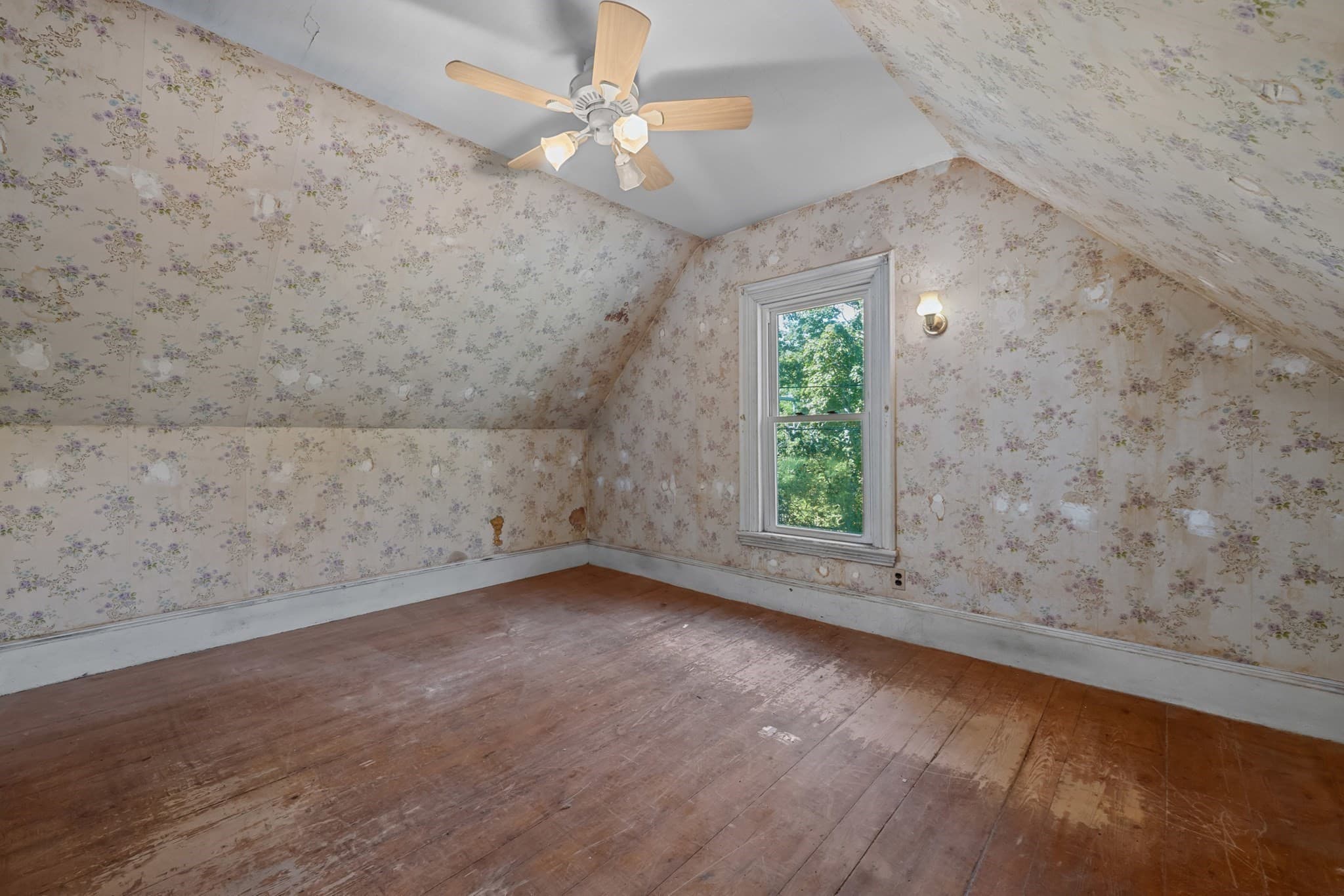 Single Family Residence at 5 Westminster St, Boston MA 02136, Boston, photo 16 of 32