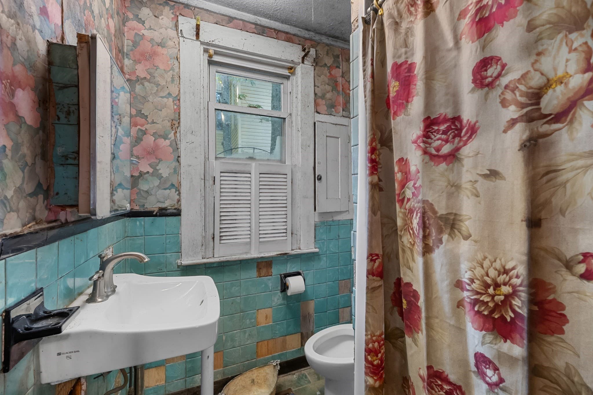 Single Family Residence at 5 Westminster St, Boston MA 02136, Boston, photo 14 of 32