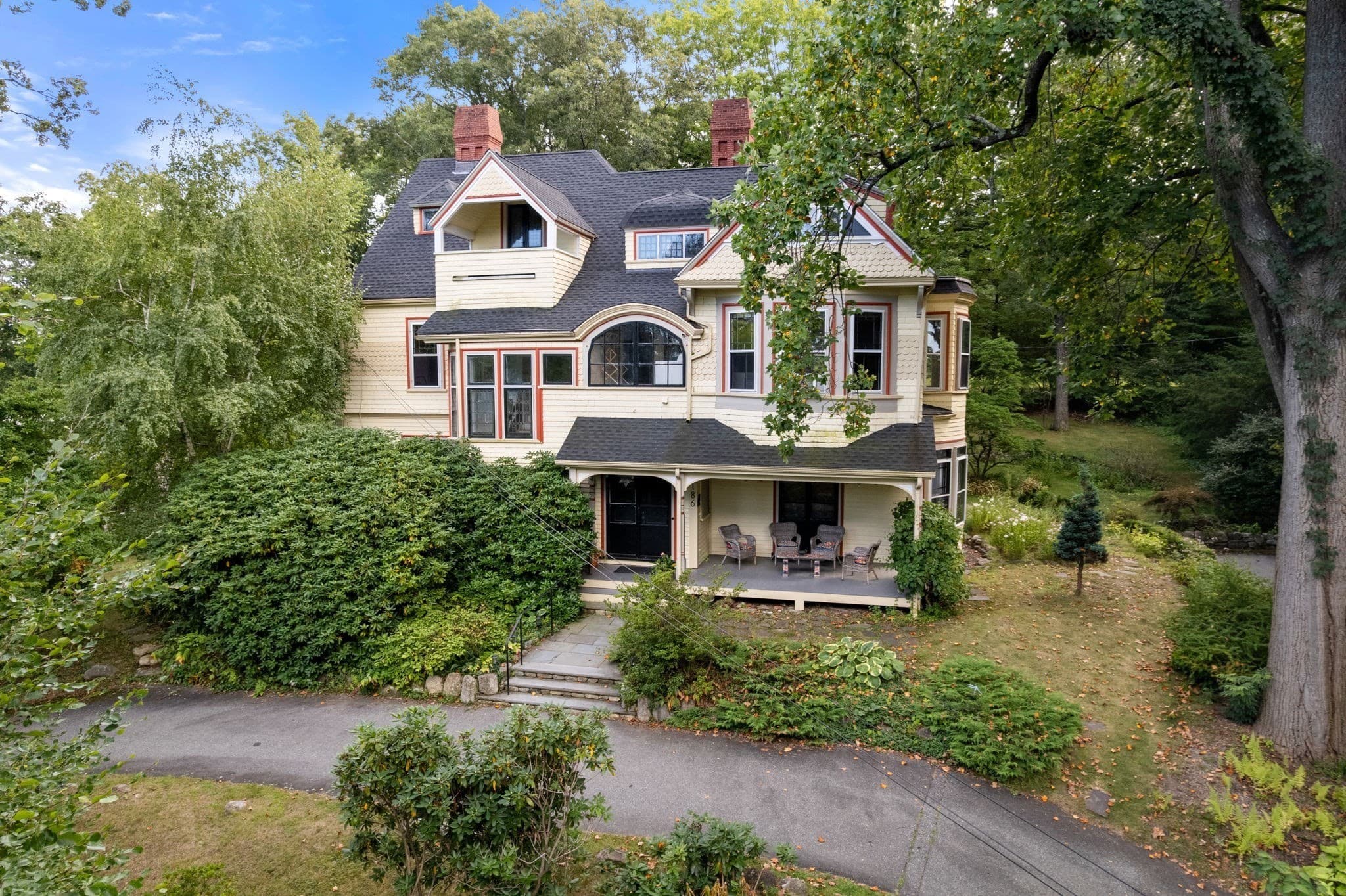 186 Highland Ave, Newton MA 02465