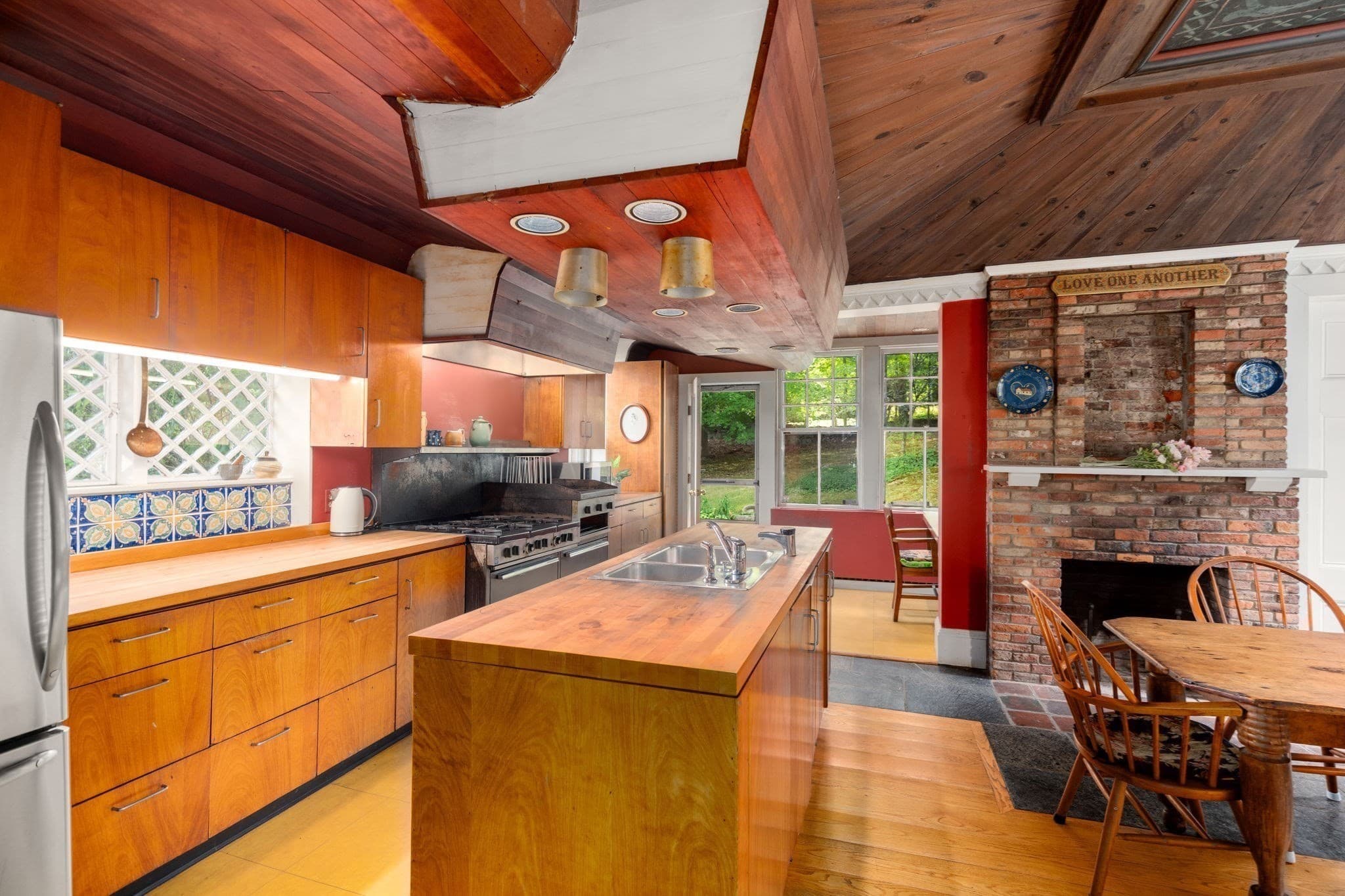 Single Family Residence at 186 Highland Ave, Newton MA 02465, Newton, photo 11 of 29