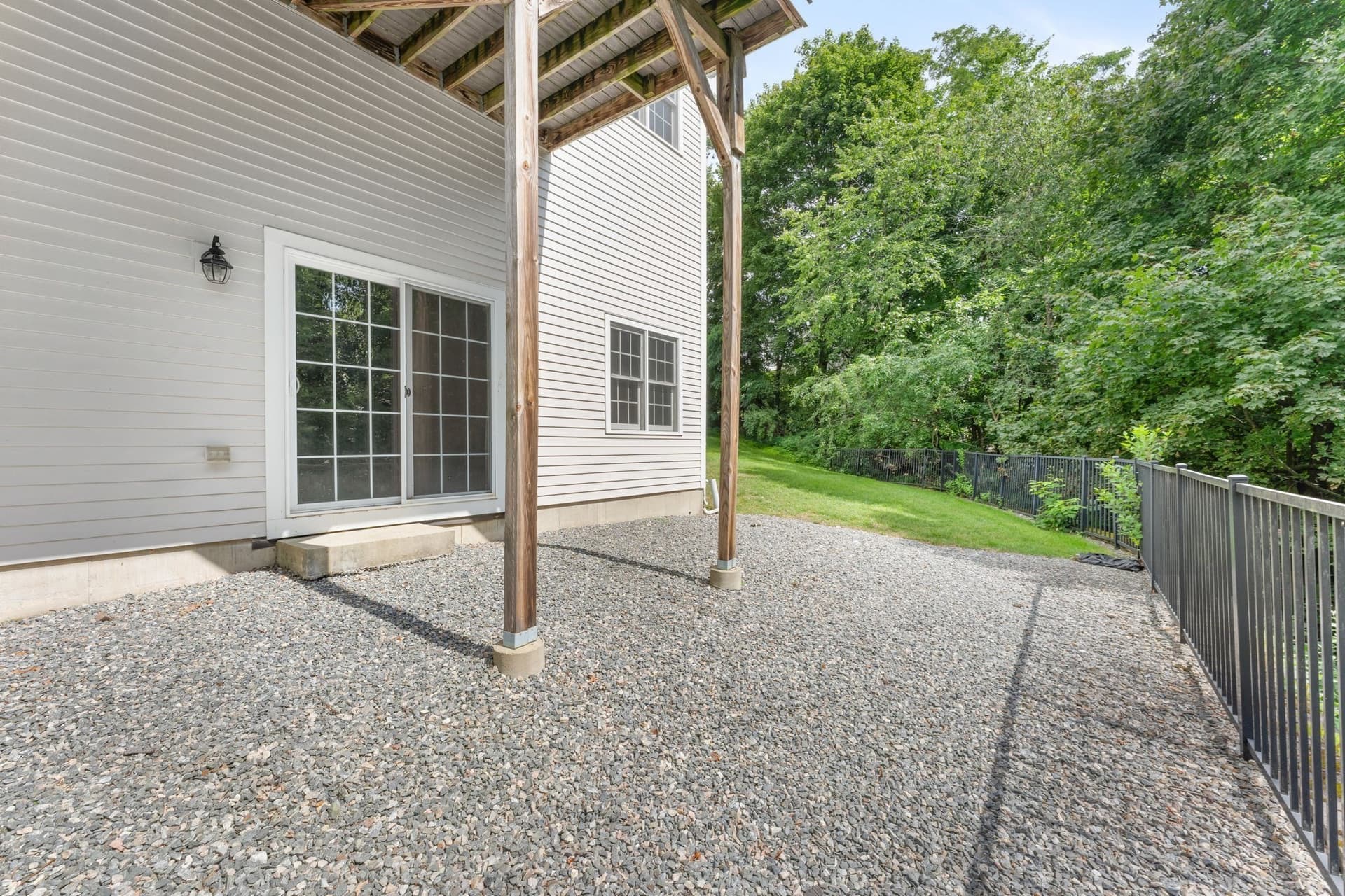 Condominium at 10 Charnstaff Ln # 404, Billerica MA 01821, photo 34 of 38