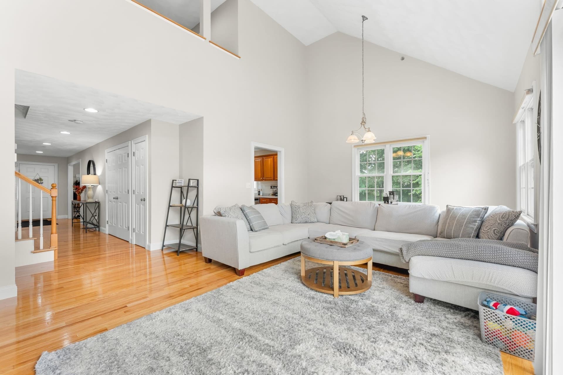 Condominium at 10 Charnstaff Ln # 404, Billerica MA 01821, photo 4 of 38