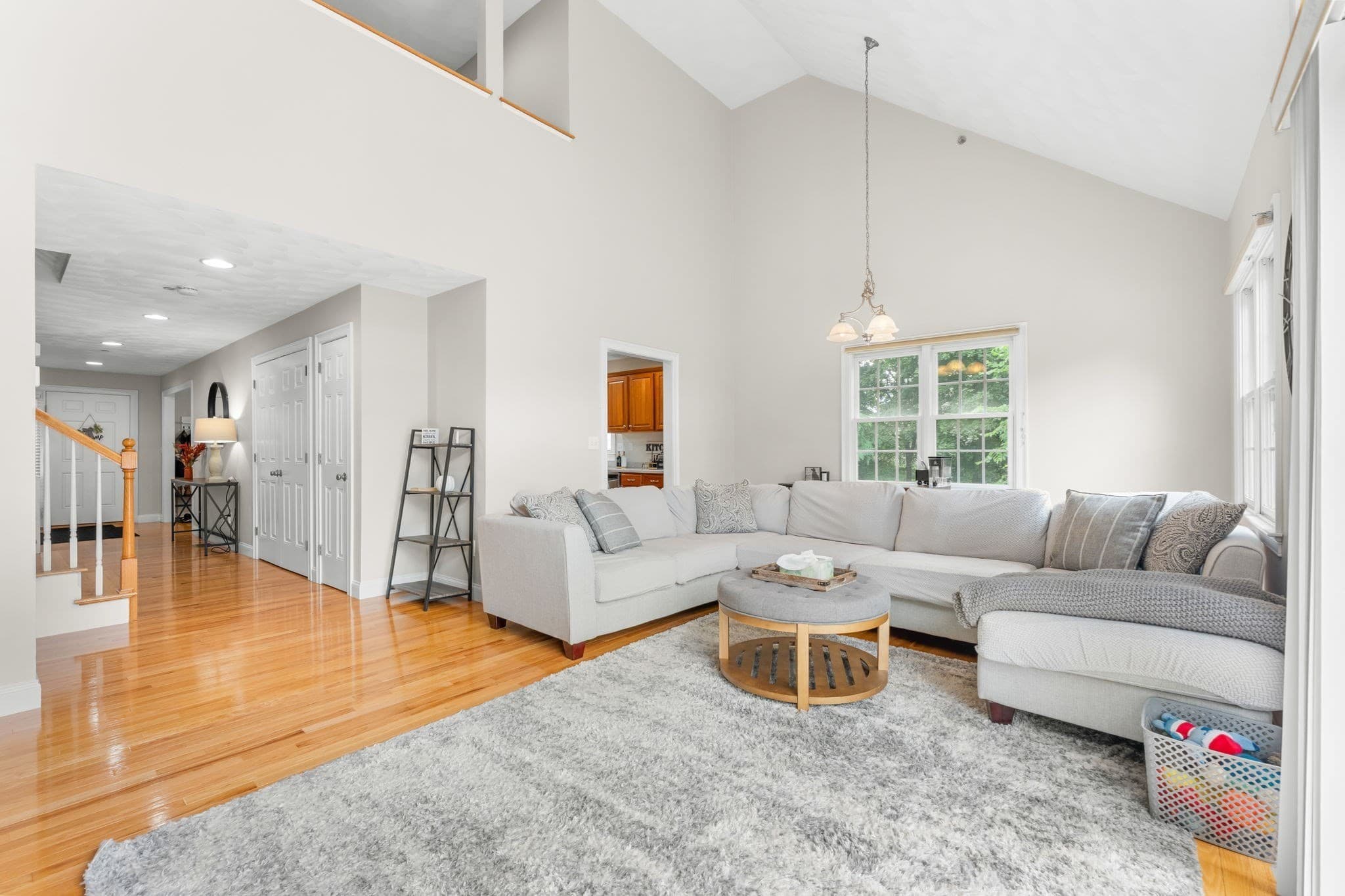 Condominium at 10 Charnstaff Ln # 404, Billerica MA 01821, Billerica, photo 4 of 38