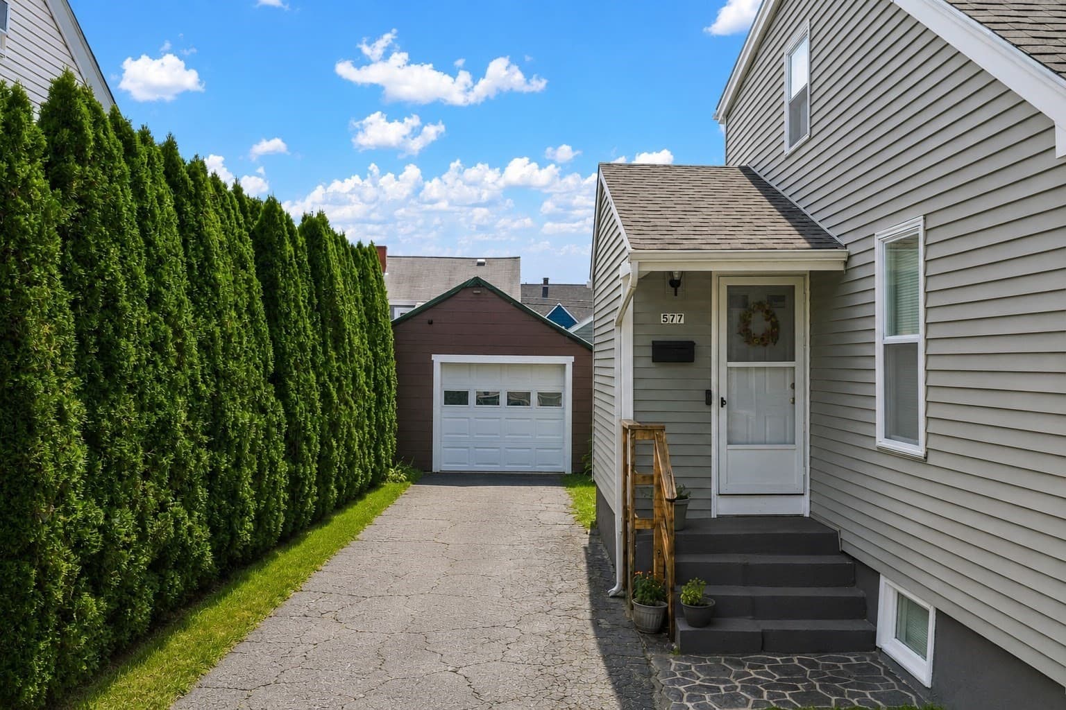 Single Family Residence at 577 Pokross St, Fall River MA 02724, Fall River, photo 26 of 31