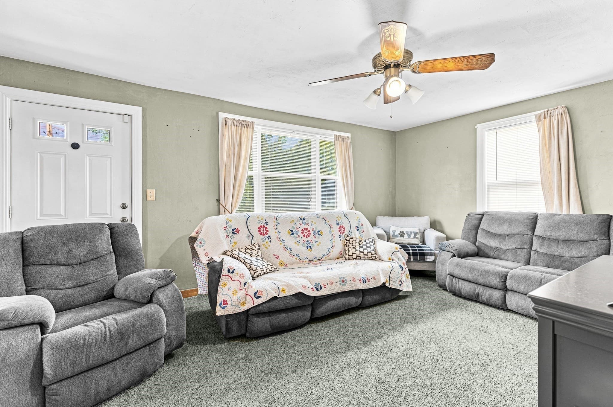 Single Family Residence at 577 Pokross St, Fall River MA 02724, Fall River, photo 11 of 31