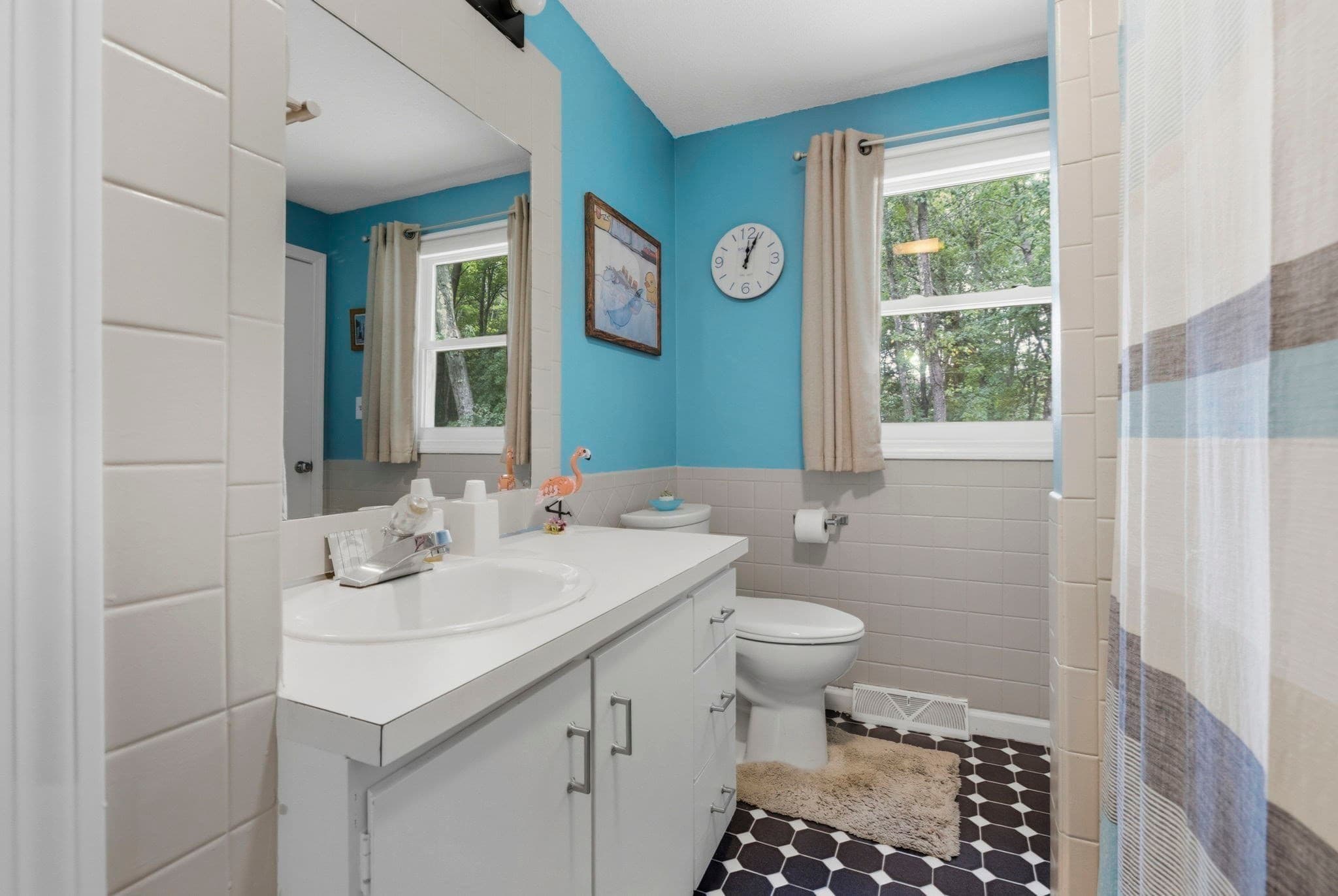 Single Family Residence at 55 Overlook Dr W, Framingham MA 01701, Framingham, photo 19 of 28