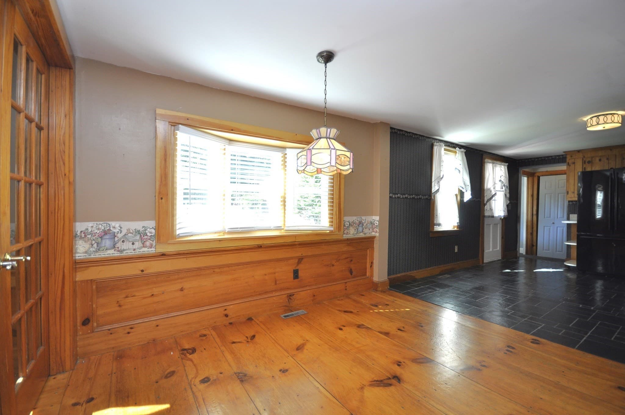 Single Family Residence at 466 Summer St, East Bridgewater MA 02333, East Bridgewater, photo 6 of 28