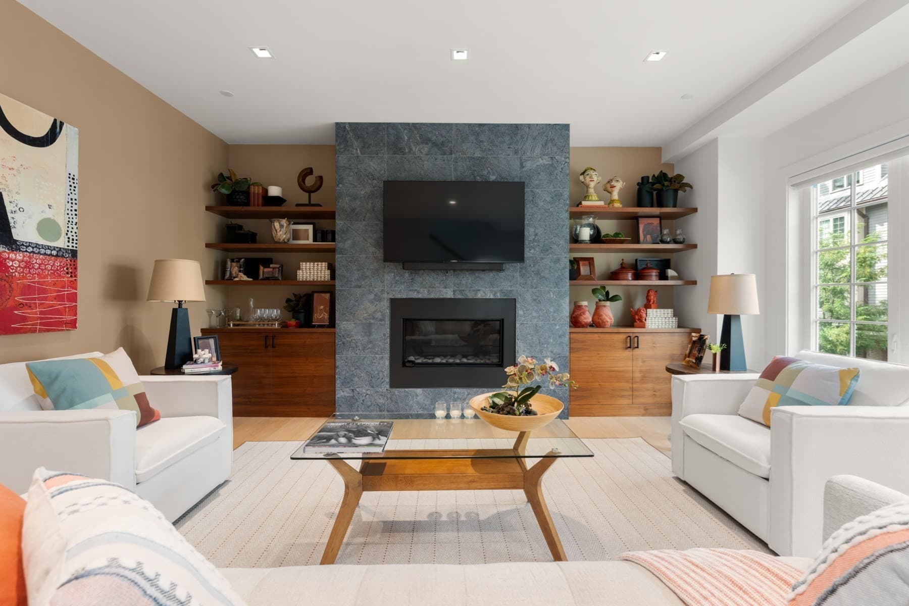 Condominium at 21 Crowninshield Rd # 1, Brookline MA 02446, Brookline, photo 2 of 30