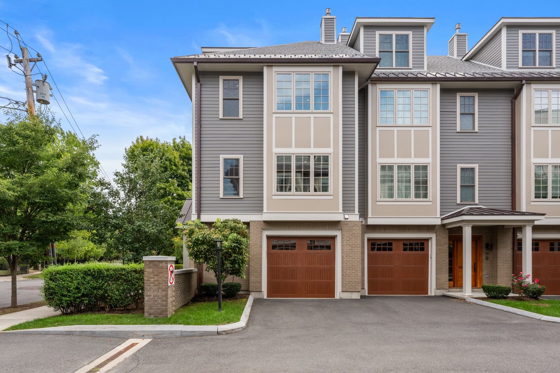 Condominium at 21 Crowninshield Rd # 1, Brookline MA 02446, Brookline, photo 28 of 30