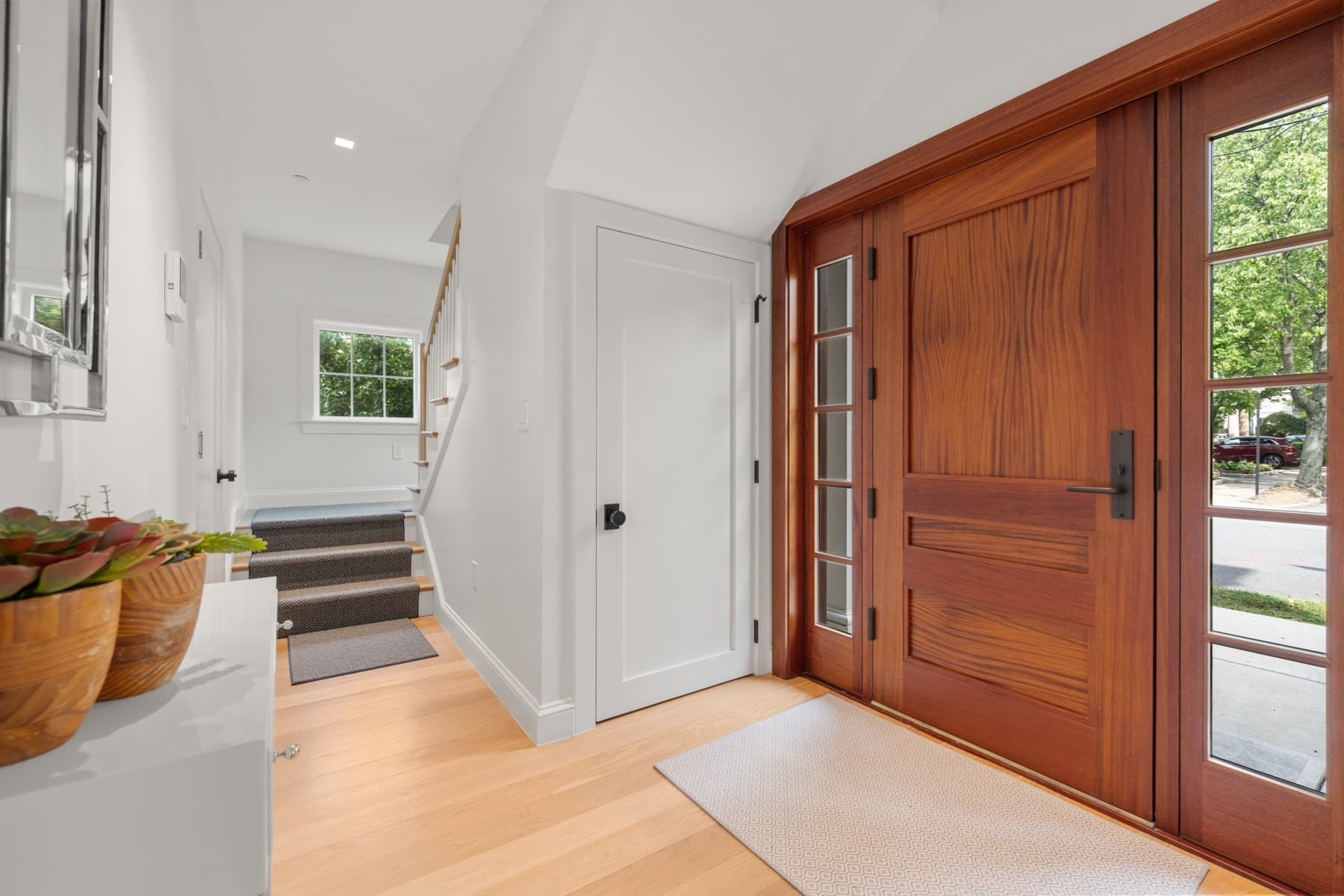Condominium at 21 Crowninshield Rd # 1, Brookline MA 02446, Brookline, photo 21 of 30