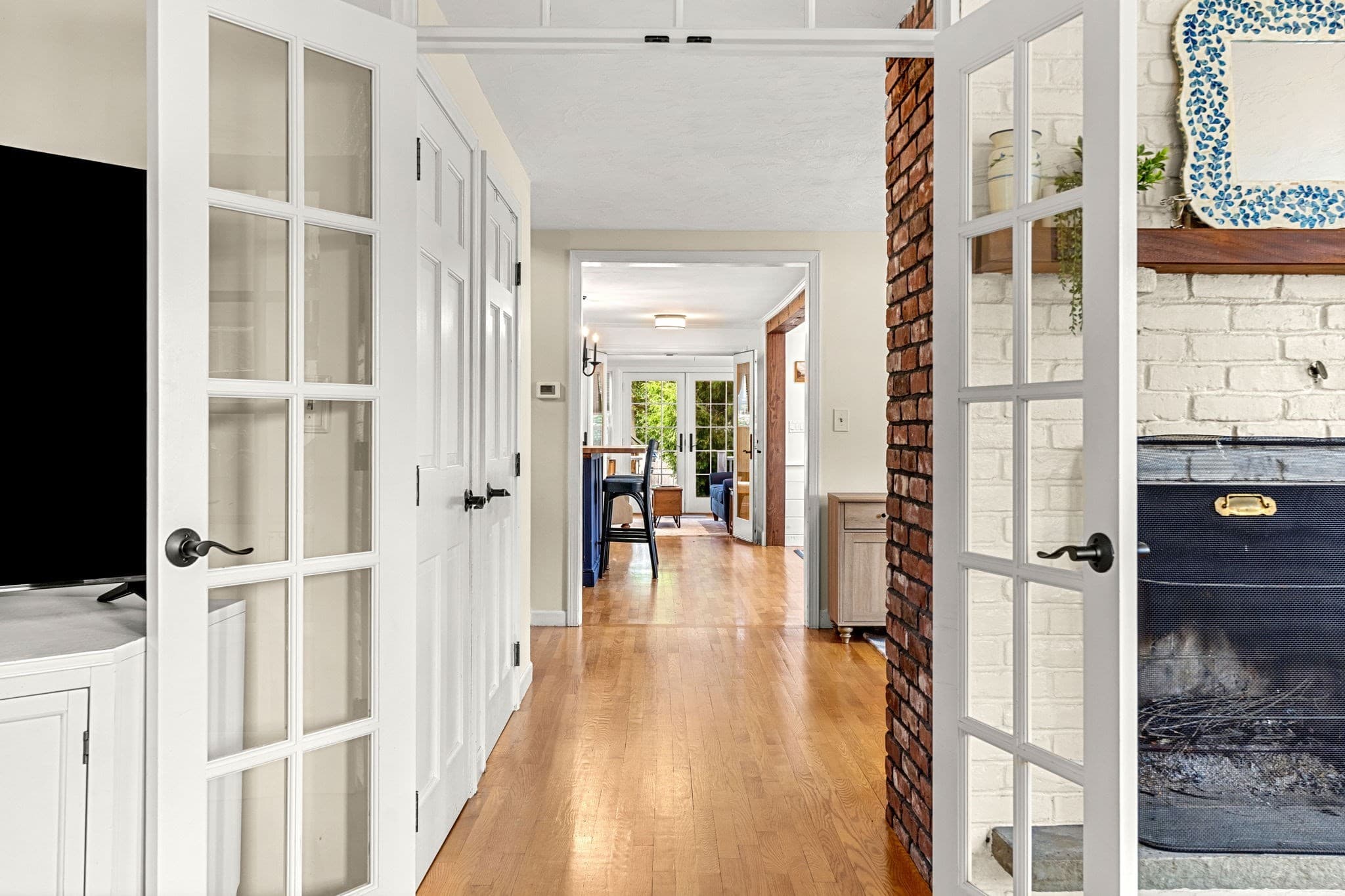 Single Family Residence at 33 Putnam St, Danvers MA 01923, Danvers, photo 6 of 38