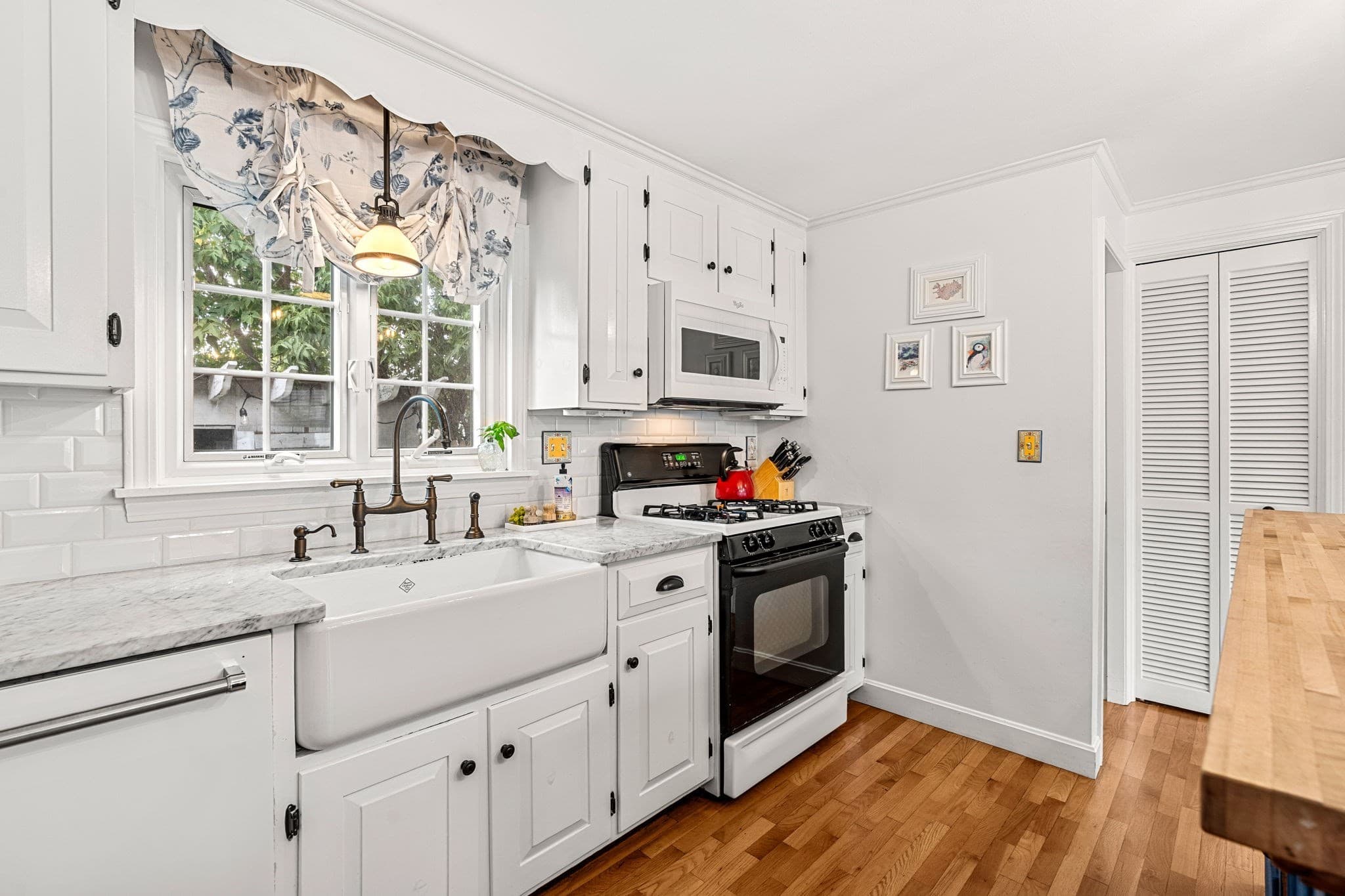 Single Family Residence at 33 Putnam St, Danvers MA 01923, Danvers, photo 11 of 38