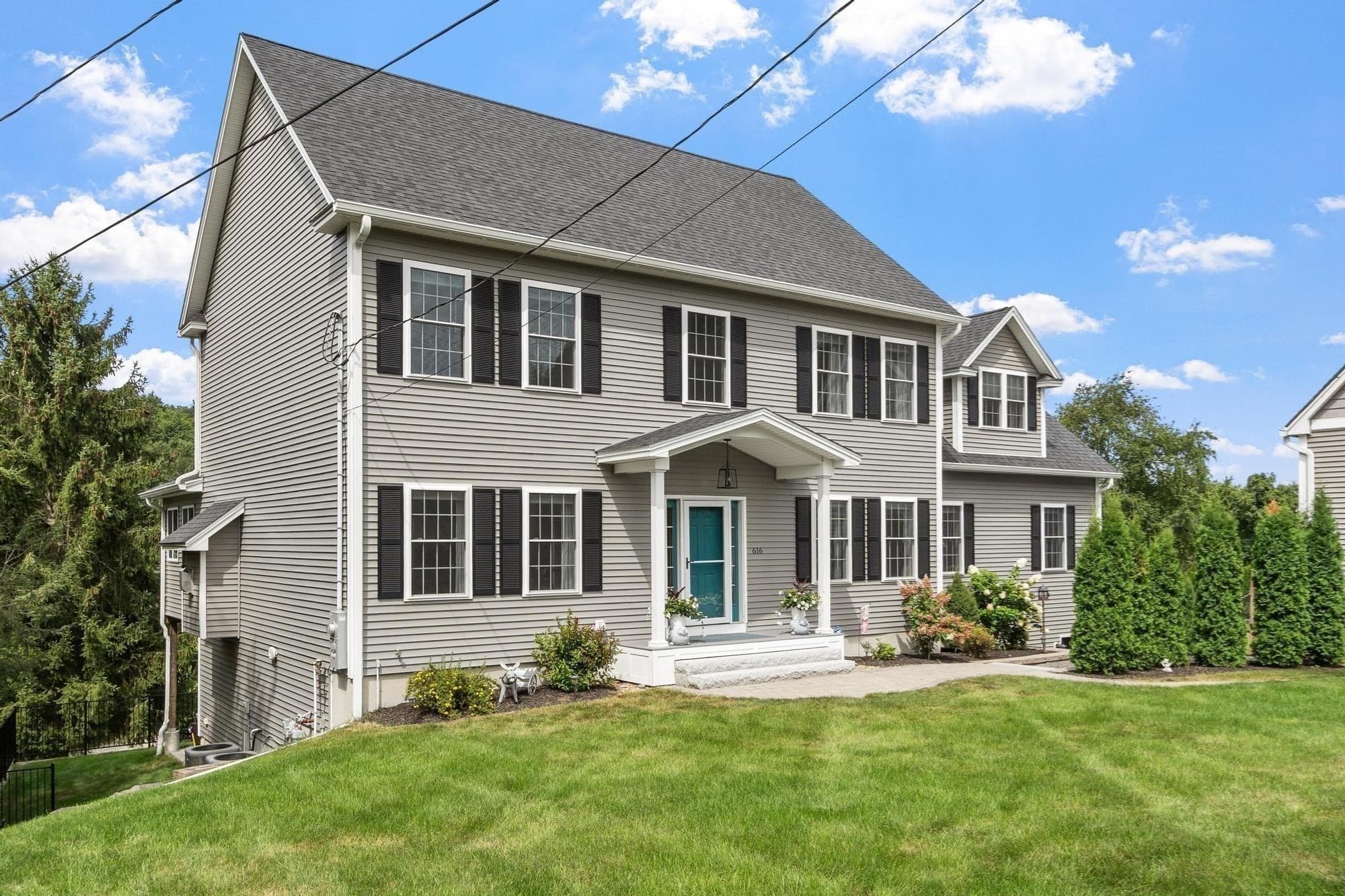 Single Family Residence at 616 Prospect St, Leominster MA 01453, photo 3 of 41