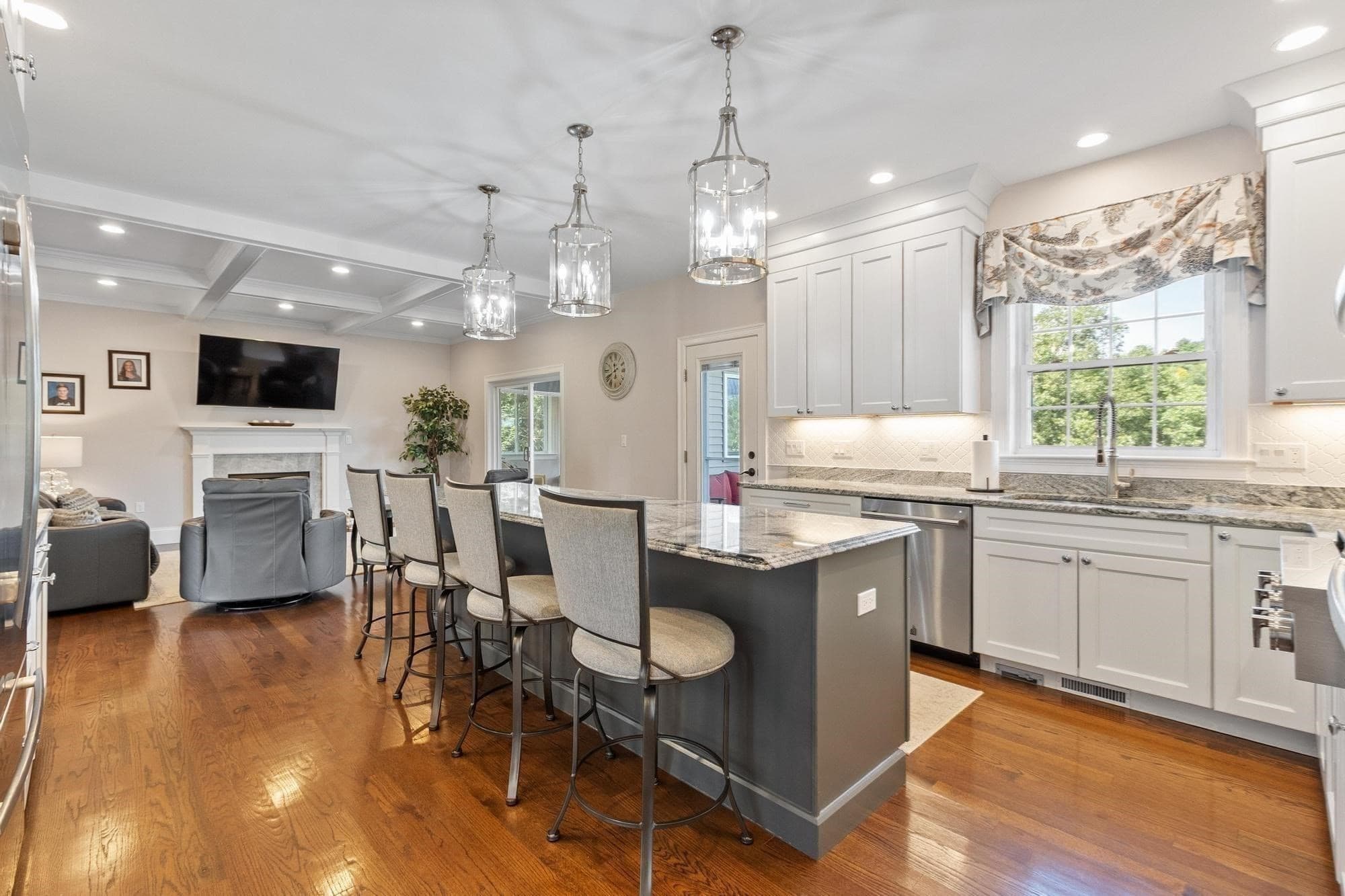Single Family Residence at 616 Prospect St, Leominster MA 01453, photo 14 of 41
