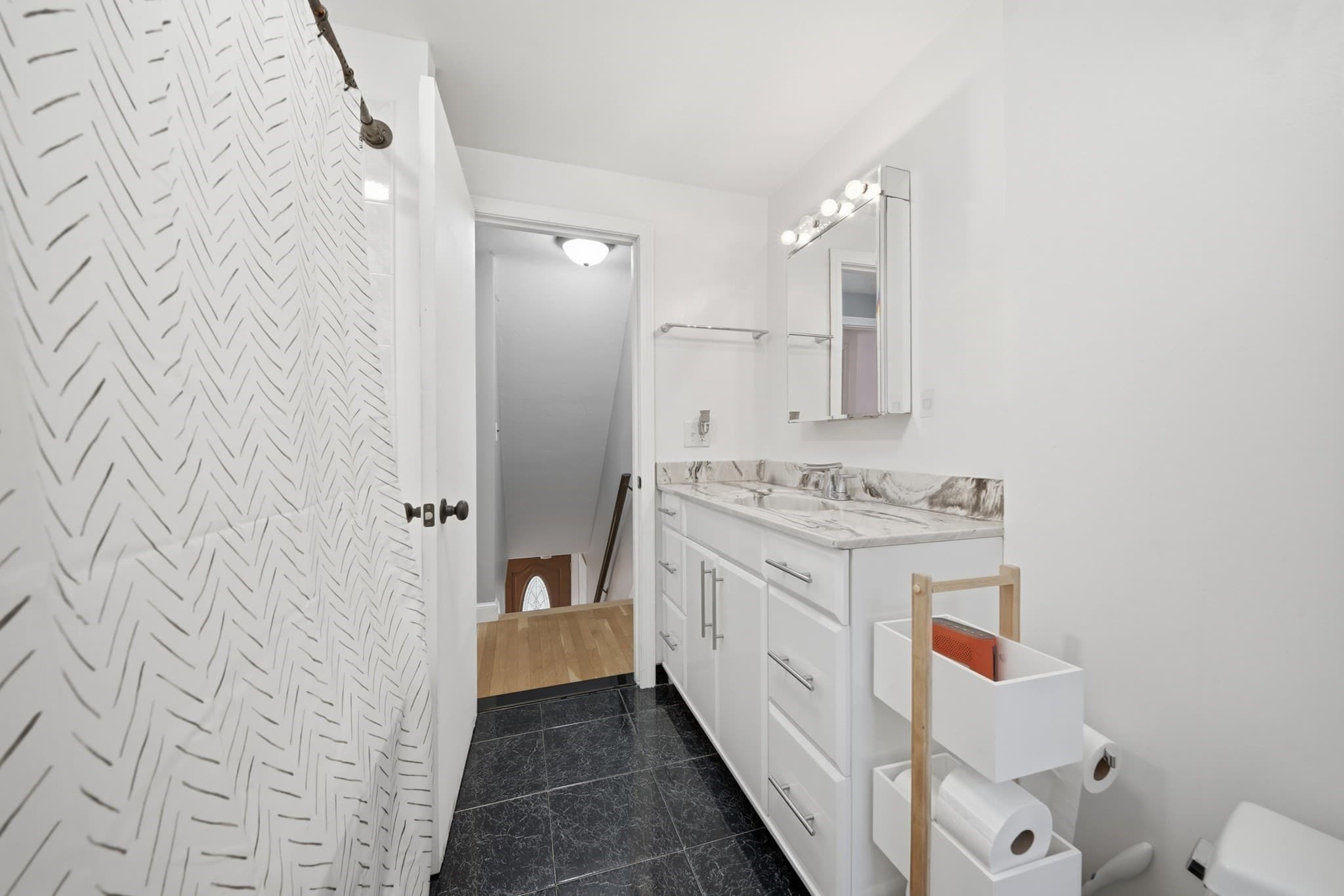 Single Family Residence at 9 Westgate Rd, Billerica MA 01862, photo 22 of 33