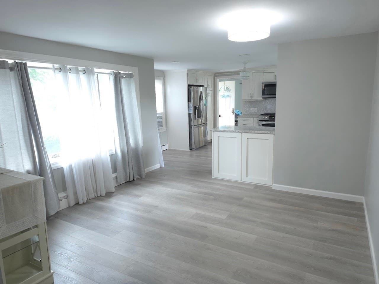 Single Family Residence at 417 River Rd, Agawam MA 01001, Agawam, photo 16 of 27