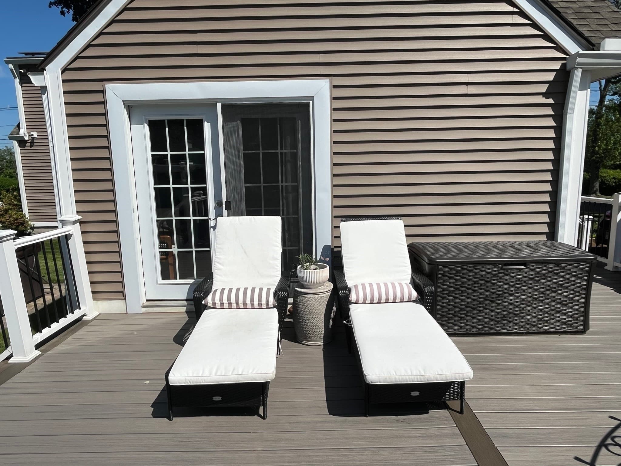Single Family Residence at 417 River Rd, Agawam MA 01001, Agawam, photo 8 of 27