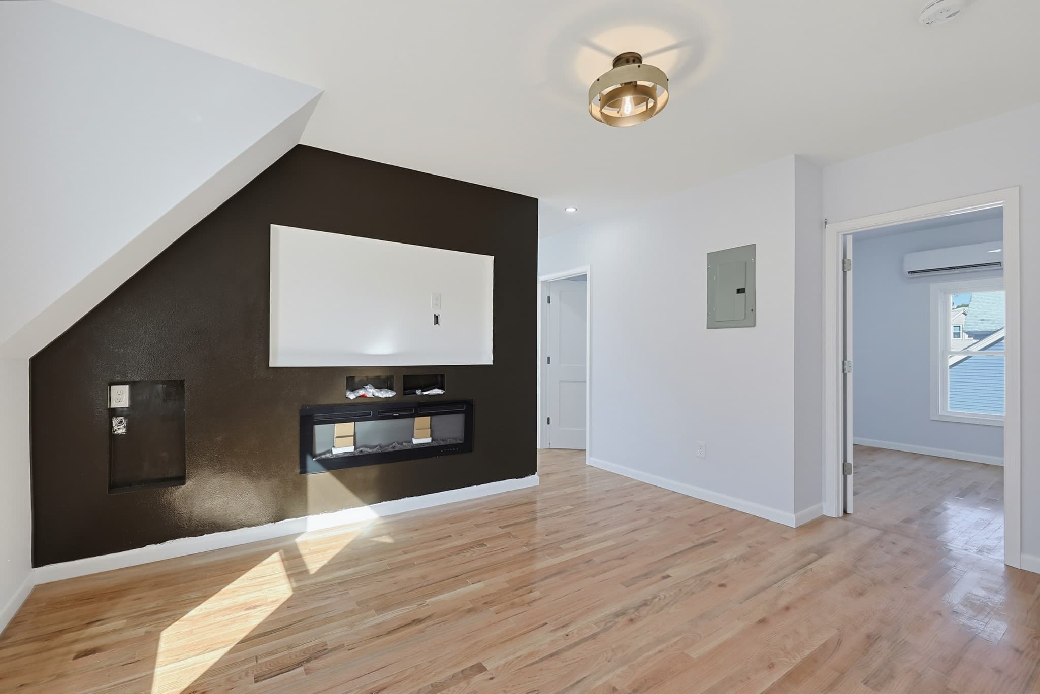 2 Family - 2 Units Up/Down at 9 Chester St, Taunton MA 02780, Taunton, photo 15 of 32