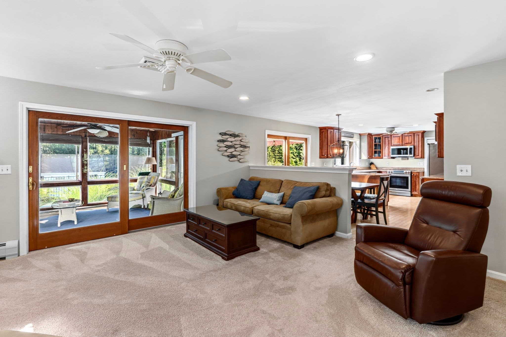 Single Family Residence at 28 Ashley Cir, Easthampton MA 01027, Easthampton, photo 10 of 42