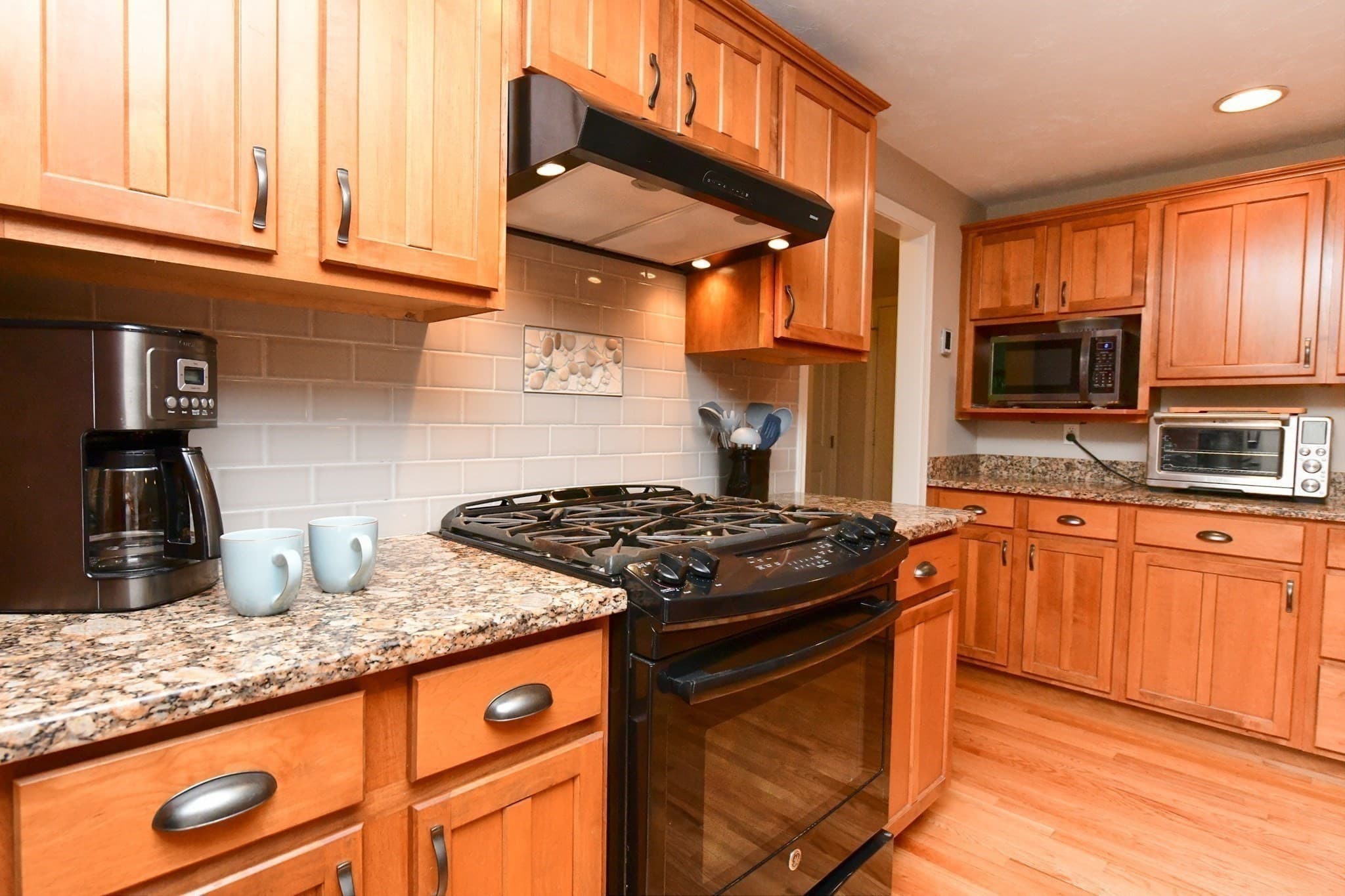Single Family Residence at 5 Luigi Ave, Bourne MA 02562, Bourne, photo 12 of 42