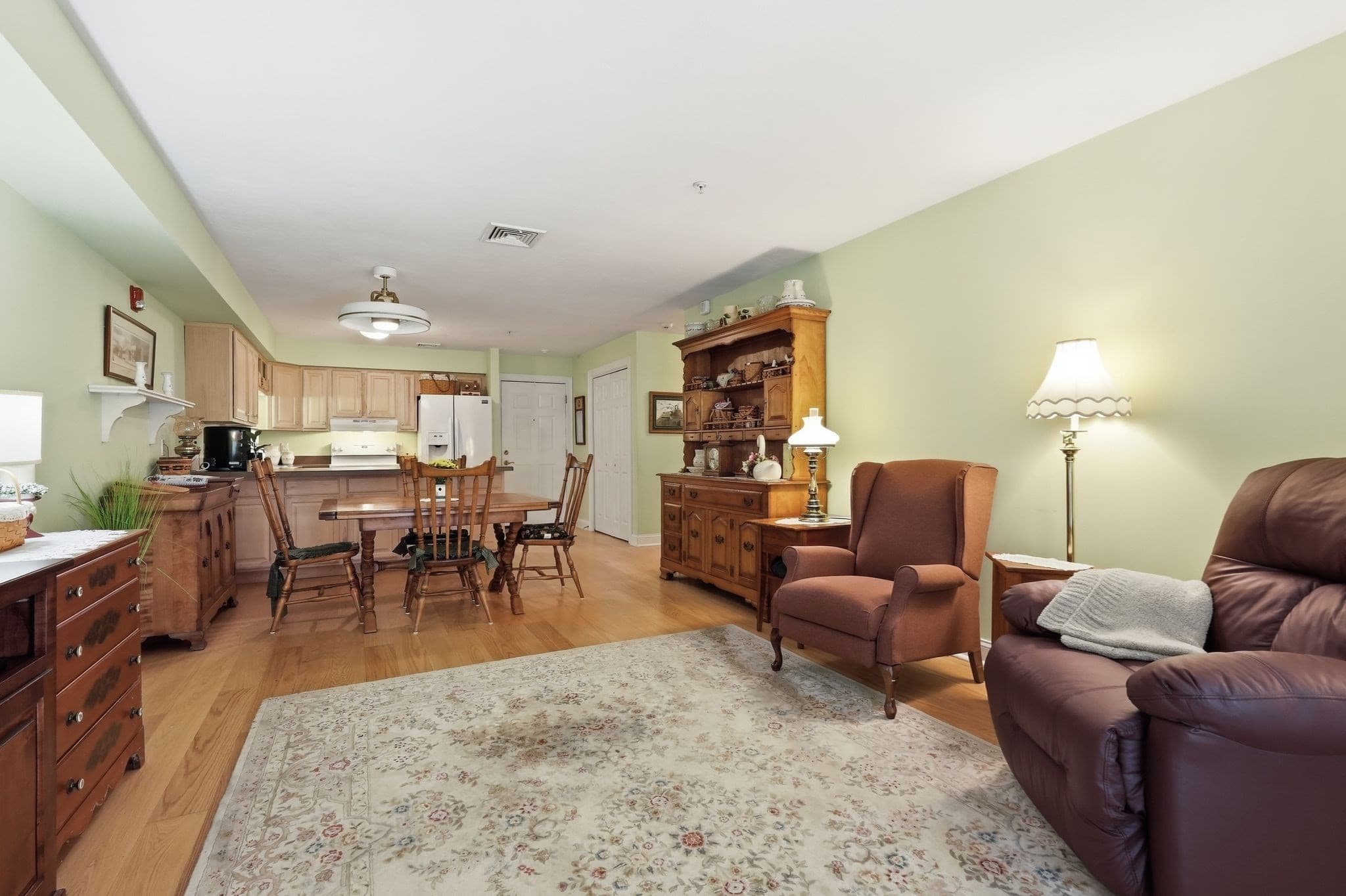 Condominium at 26 Greenleaves Dr # 611, Amherst MA 01002, Amherst, photo 4 of 28