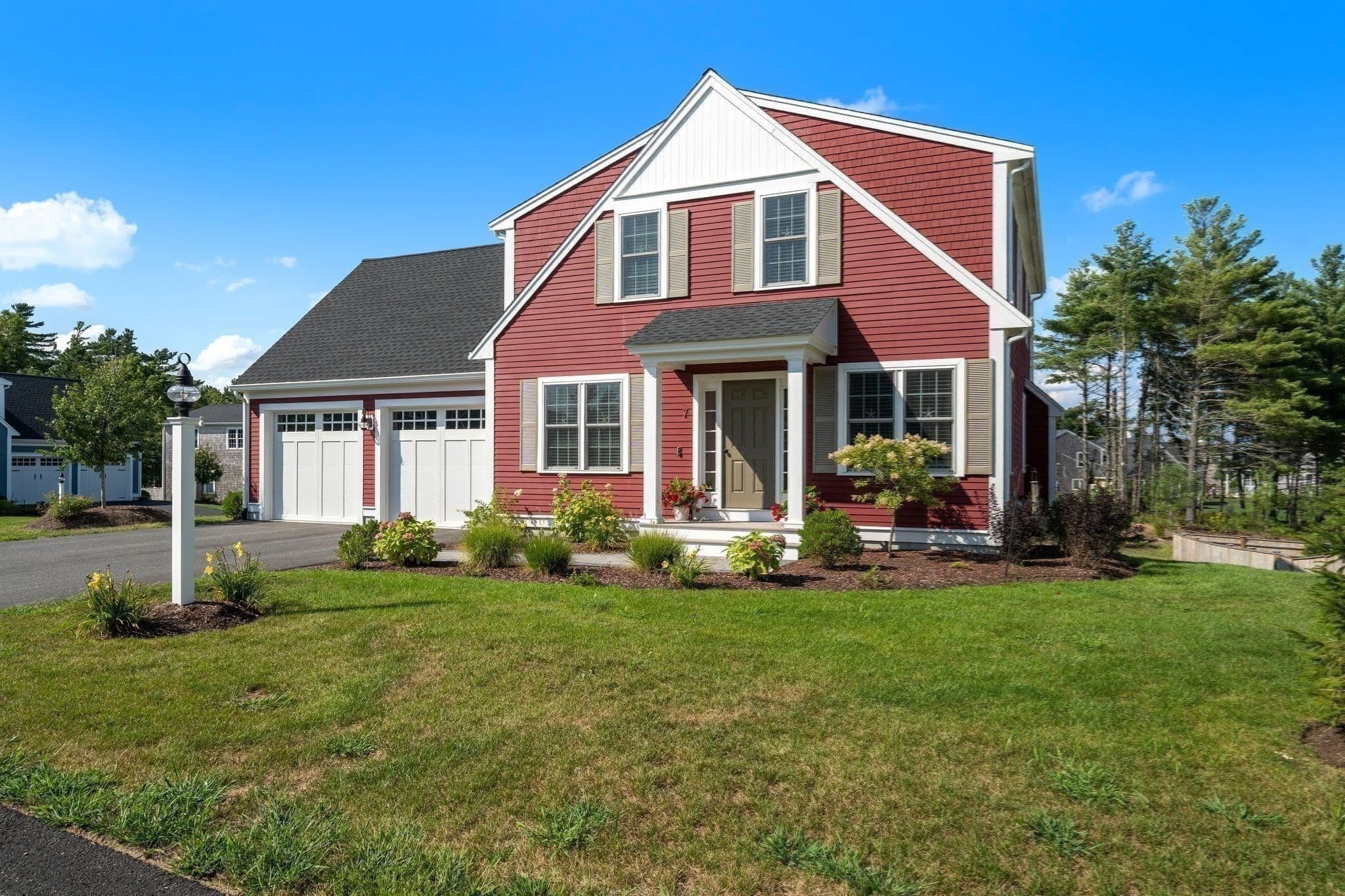 Single Family Residence at 7 Yellow Birch Dr, Plymouth MA 02360, photo 31 of 33