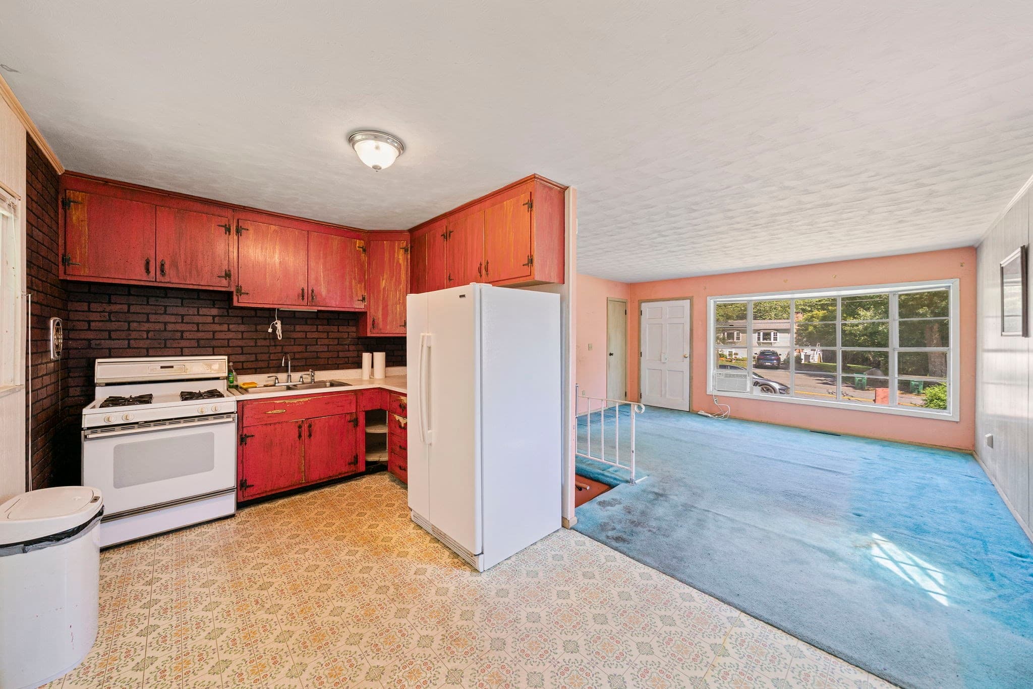 Single Family Residence at 69 Pilgrim Rd, Pembroke MA 02359, Pembroke, photo 7 of 21