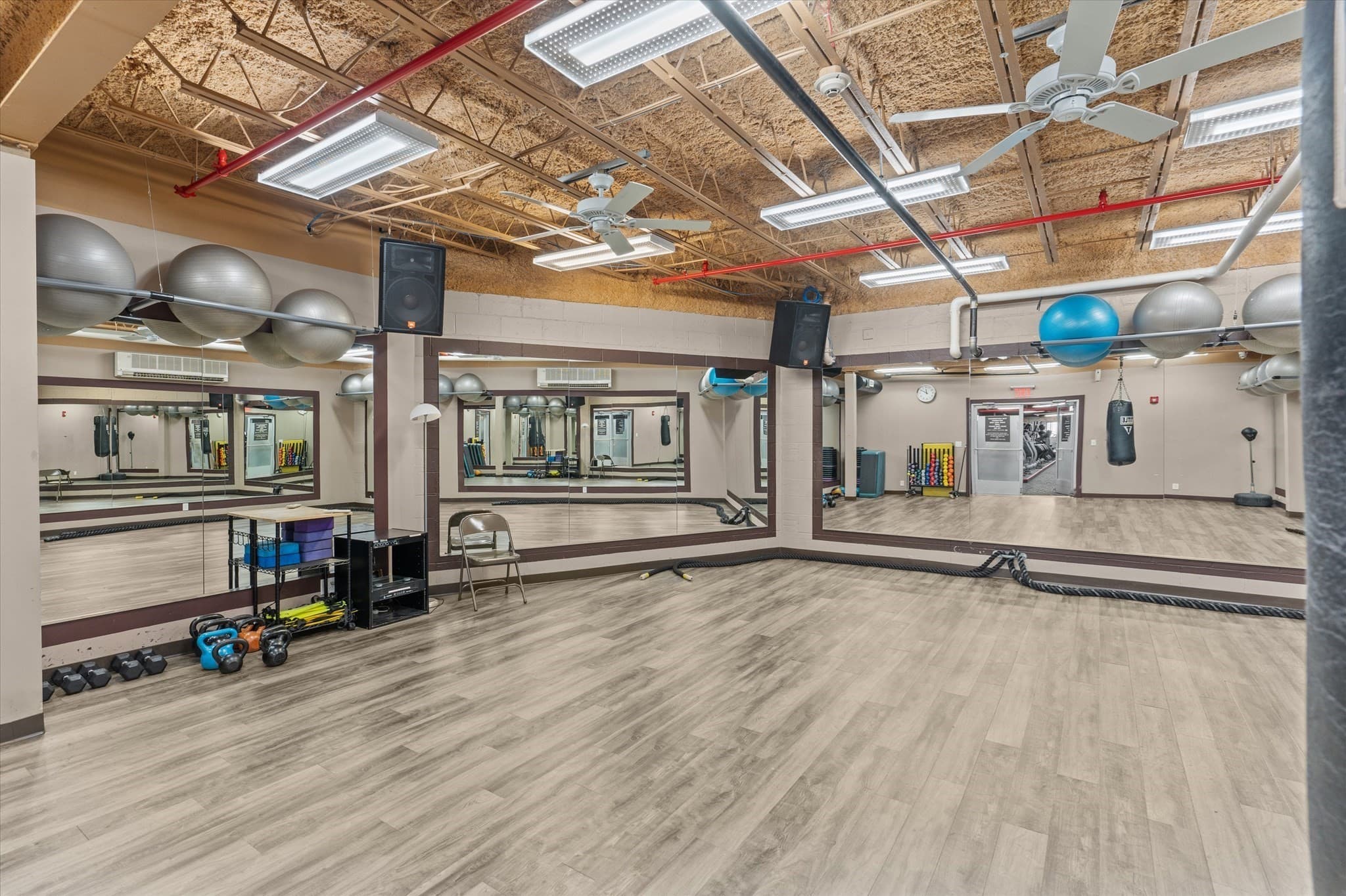 Business Opportunity at 304R Lincoln Ave., Saugus MA 01960, Saugus, photo 25 of 41