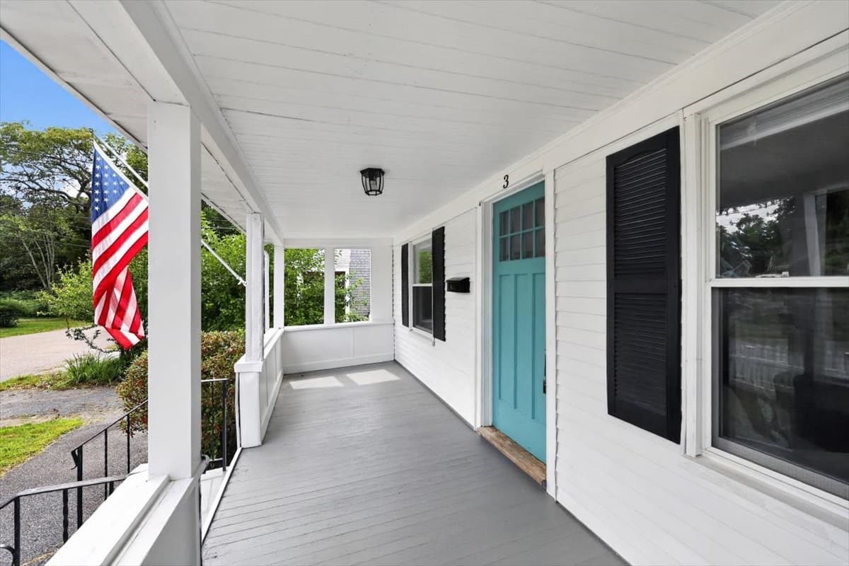 Single Family Residence at 3 Thomas Street, Kingston MA 02364, Kingston, photo 3 of 32