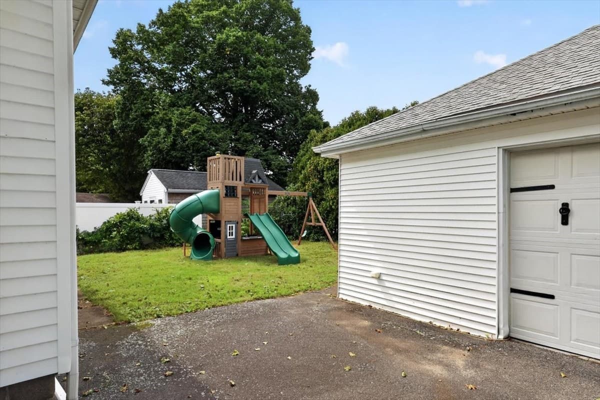 Single Family Residence at 3 Thomas Street, Kingston MA 02364, Kingston, photo 29 of 32