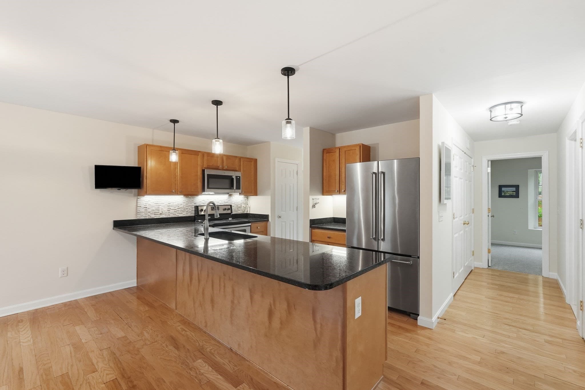 Single Family Residence at 36 Treehouse Cir, Easthampton MA 01027, Easthampton, photo 10 of 39