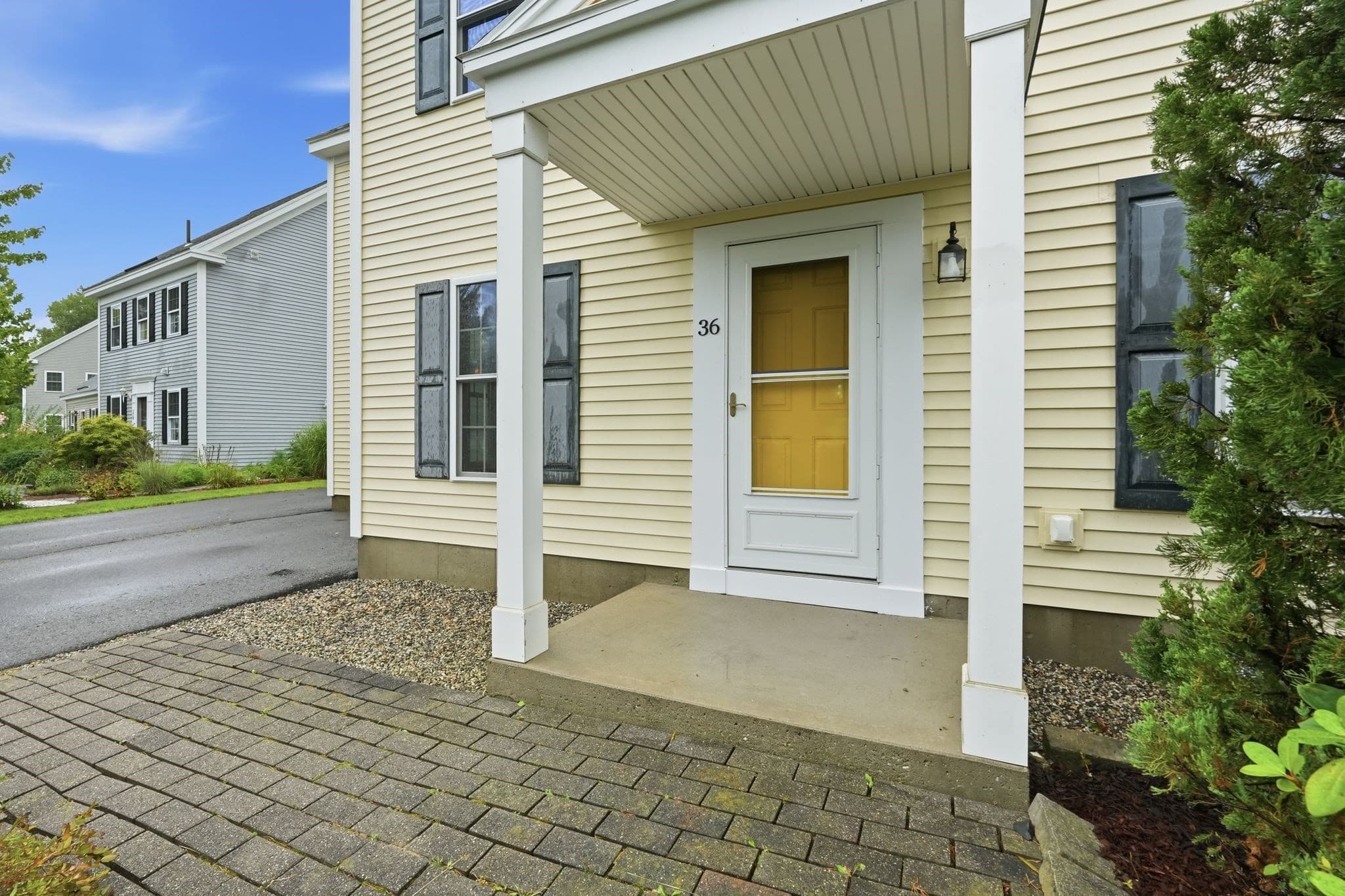 Single Family Residence at 36 Treehouse Cir, Easthampton MA 01027, Easthampton, photo 4 of 39