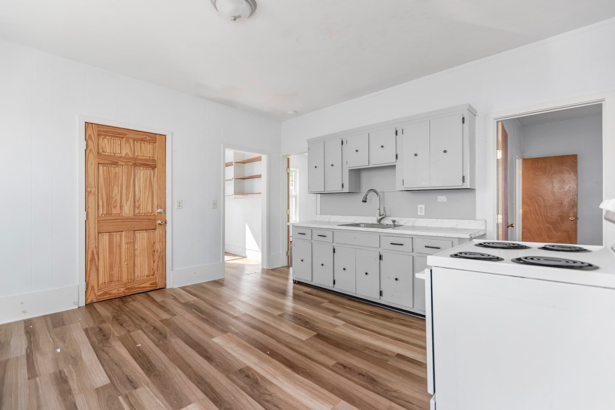 3 Family at 557 Montello St, Brockton MA 02301, Brockton, photo 7 of 36