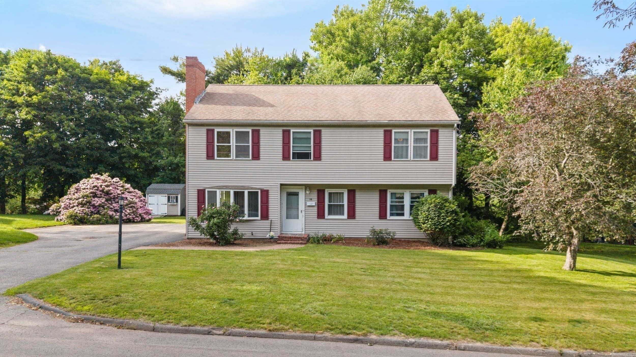 Single Family Residence at 16 Mars Dr, Shrewsbury MA 01545, photo 2 of 42