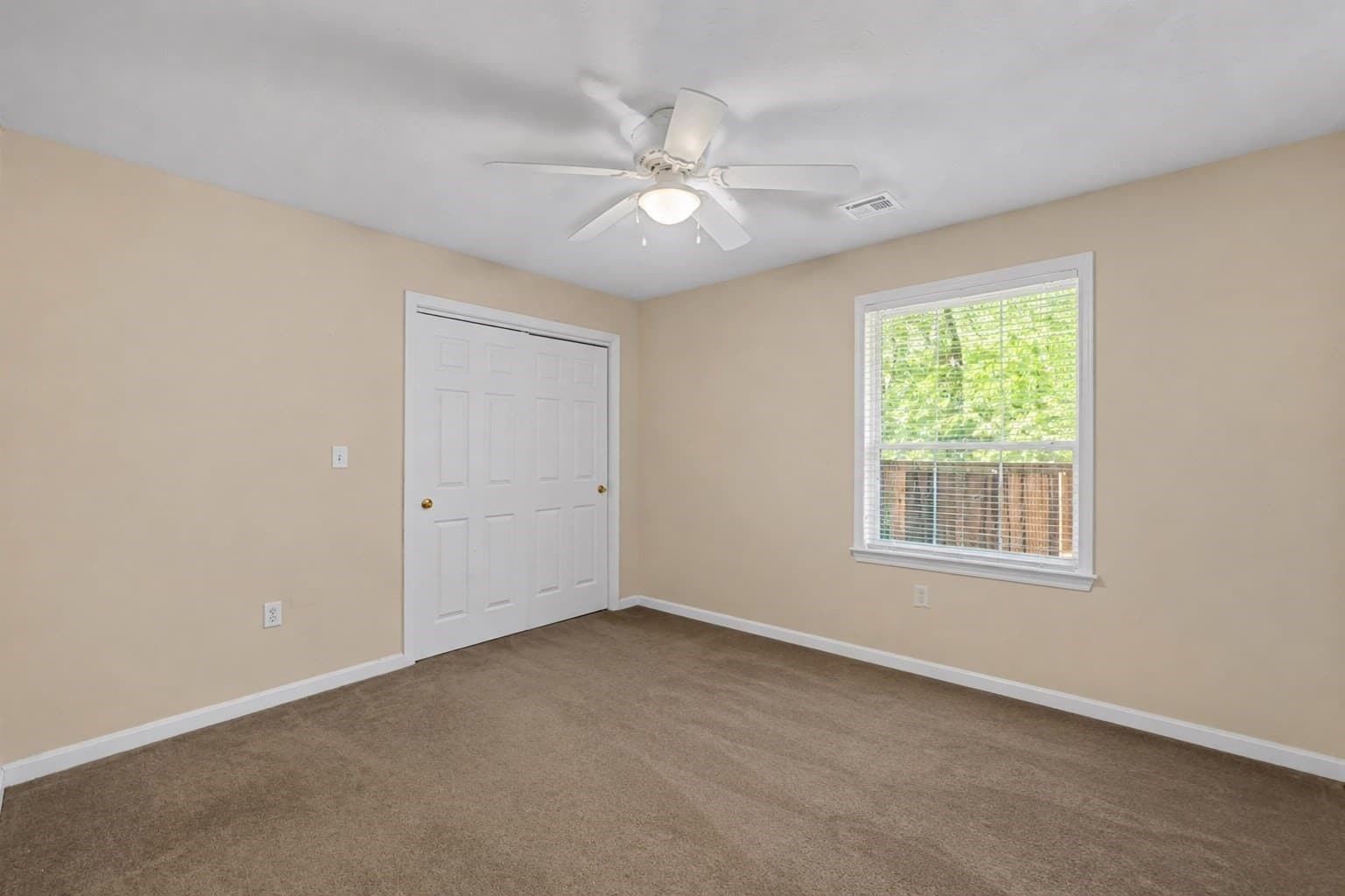 Single Family Residence at 16 Mars Dr, Shrewsbury MA 01545, photo 16 of 42
