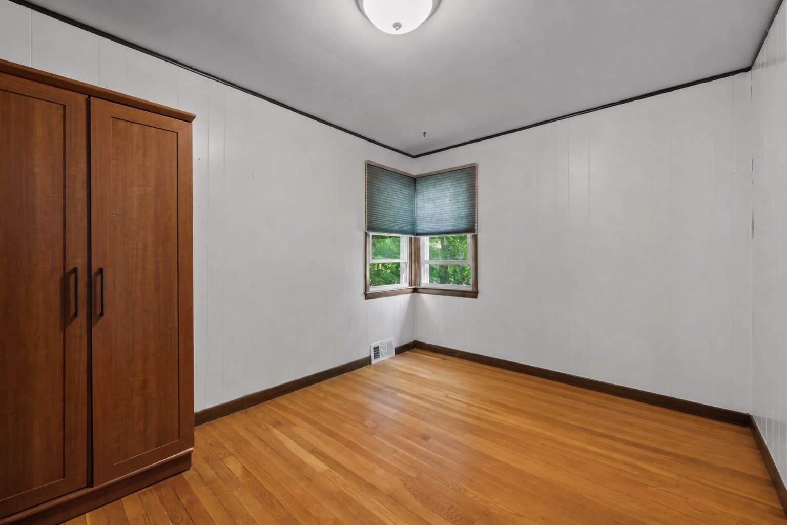 Single Family Residence at 16 Mars Dr, Shrewsbury MA 01545, photo 14 of 42