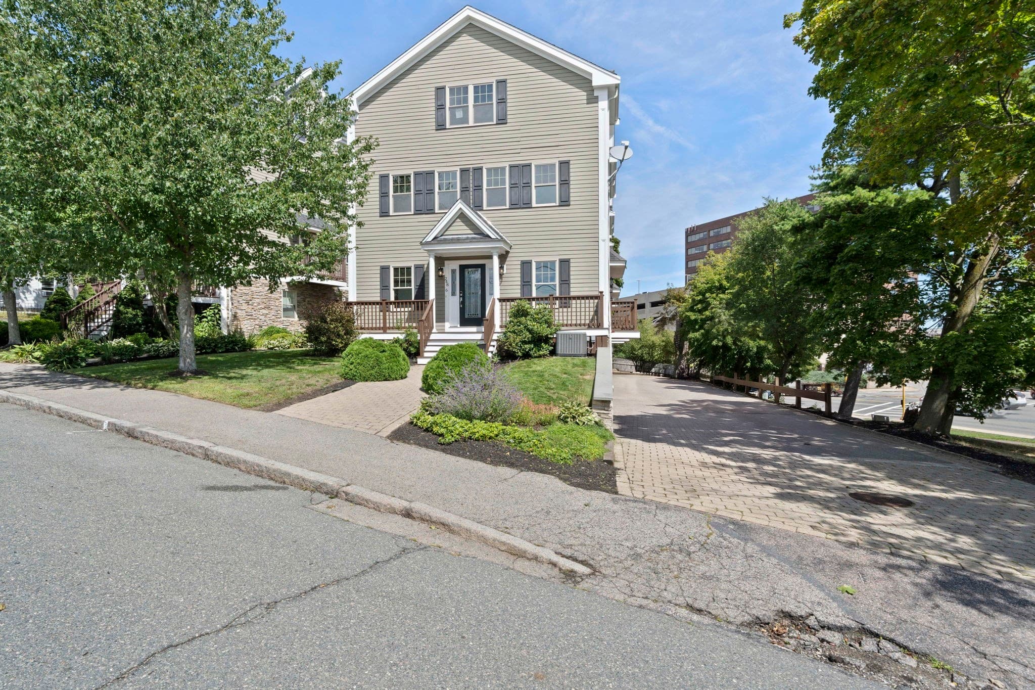 Condominium at 248 Presidents Ln # 6, Quincy MA 02169, Quincy, photo 2 of 40