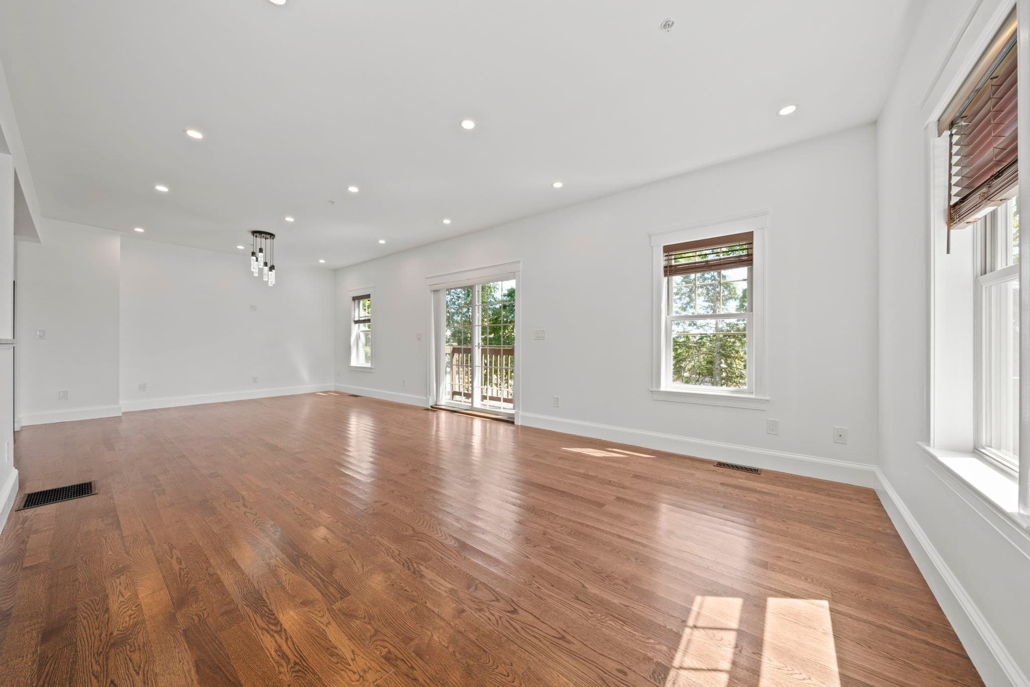 Condominium at 248 Presidents Ln # 6, Quincy MA 02169, Quincy, photo 12 of 40