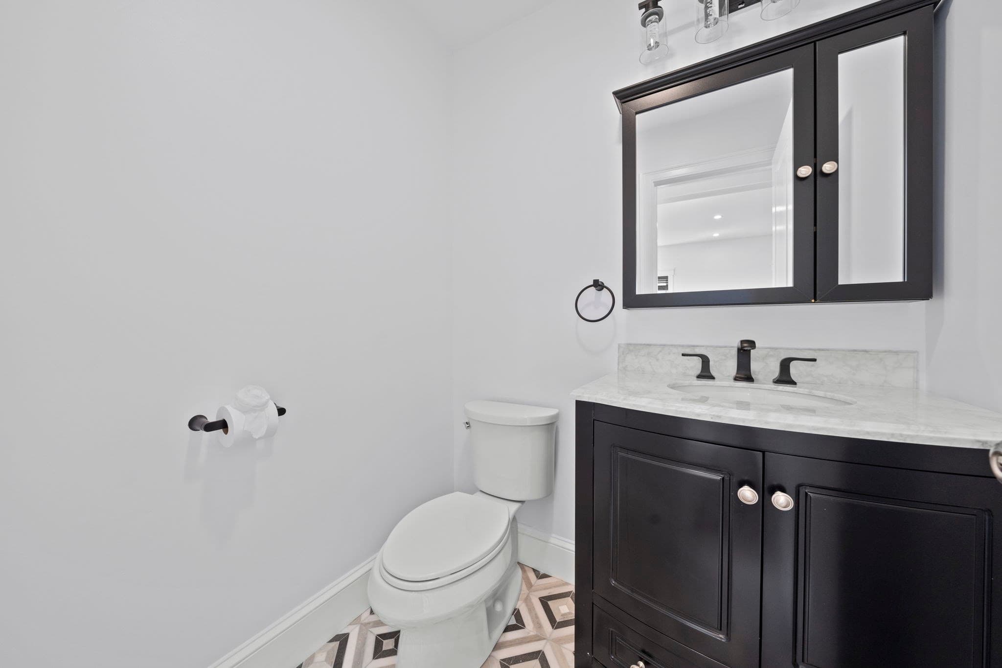 Condominium at 248 Presidents Ln # 6, Quincy MA 02169, Quincy, photo 14 of 40