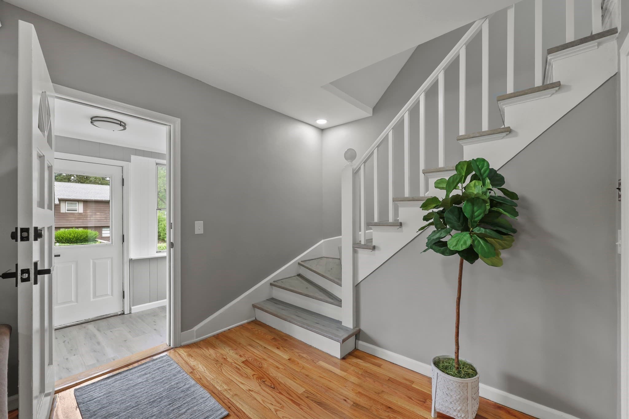 Single Family Residence at 80 Calumet St, Pittsfield MA 01201, Pittsfield, photo 7 of 40