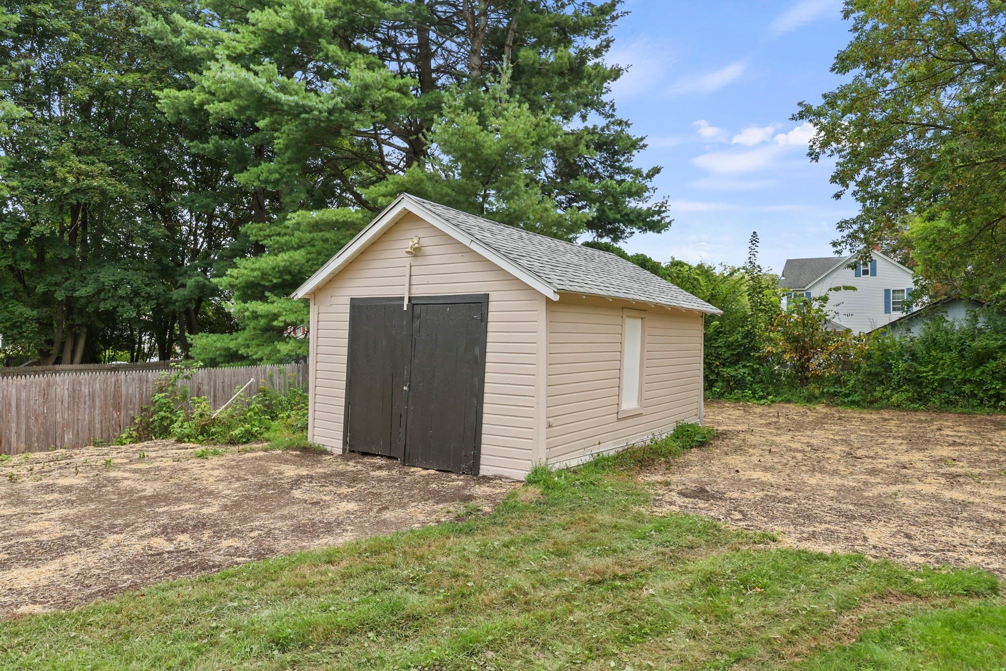 Single Family Residence at 80 Calumet St, Pittsfield MA 01201, Pittsfield, photo 34 of 40