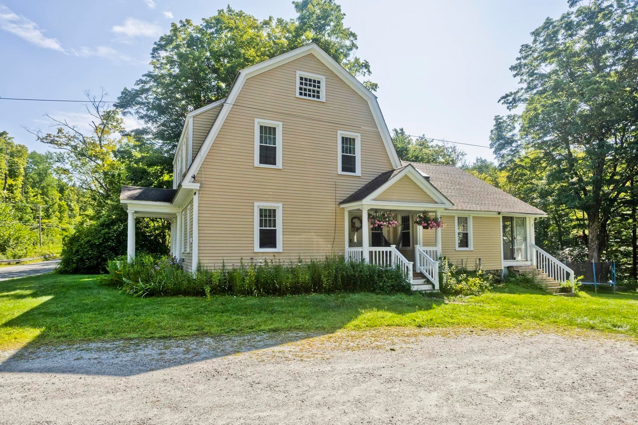 Single Family Residence at 1529 Main Rd, Granville MA 01034, photo 3 of 34