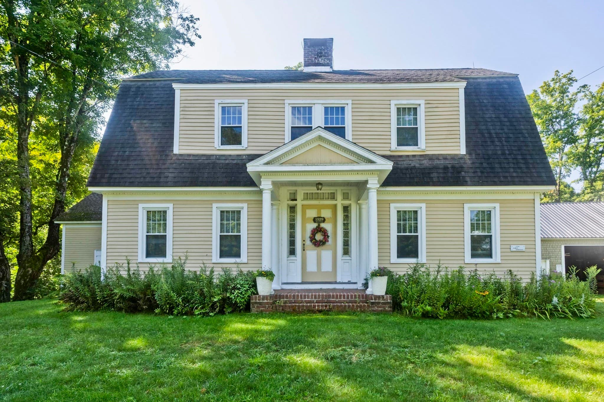 1529 Main Rd, Granville MA 01034