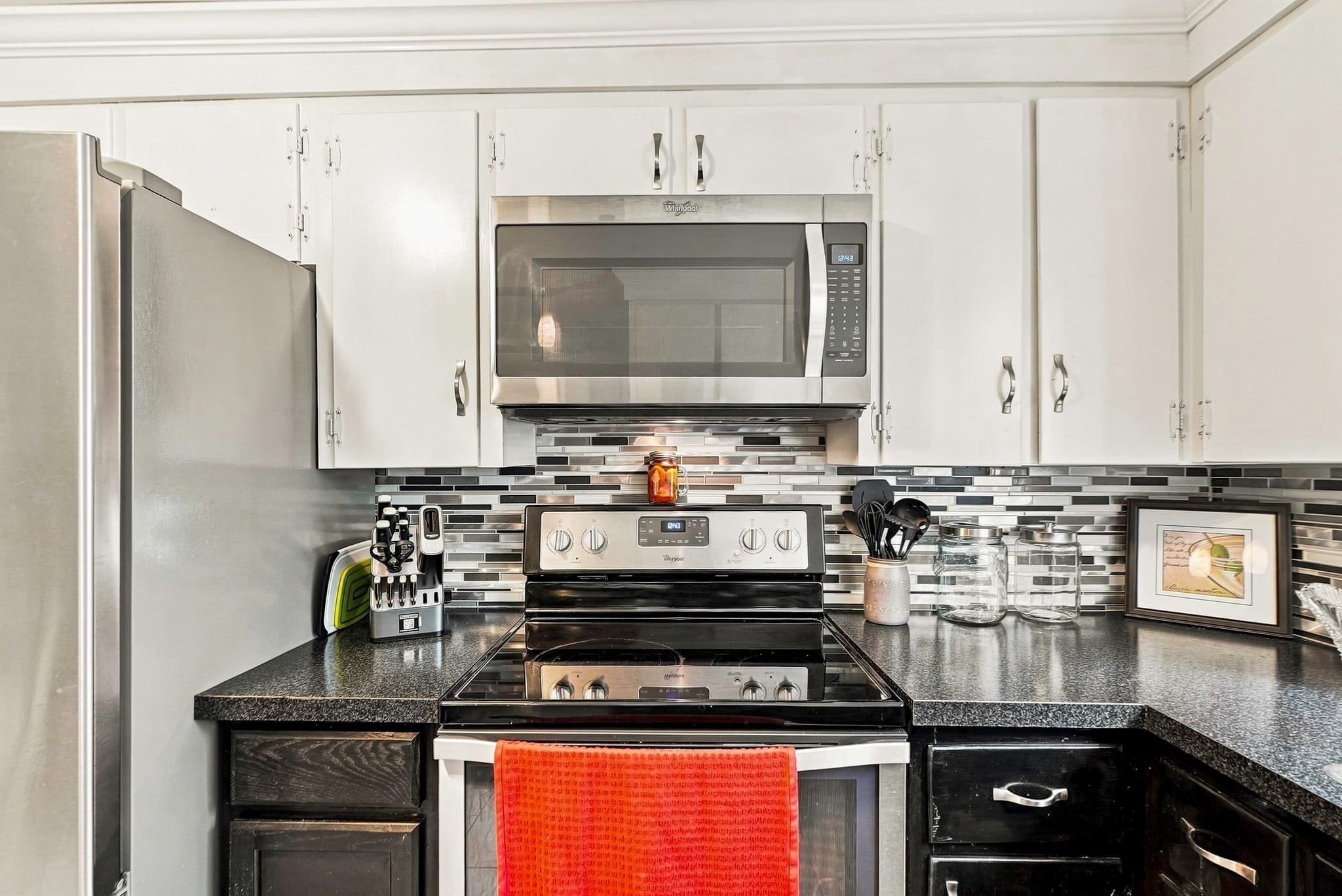 2 Family - 2 Units Side by Side at 32 Carroll Street, Milford MA 01757, Milford, photo 9 of 32
