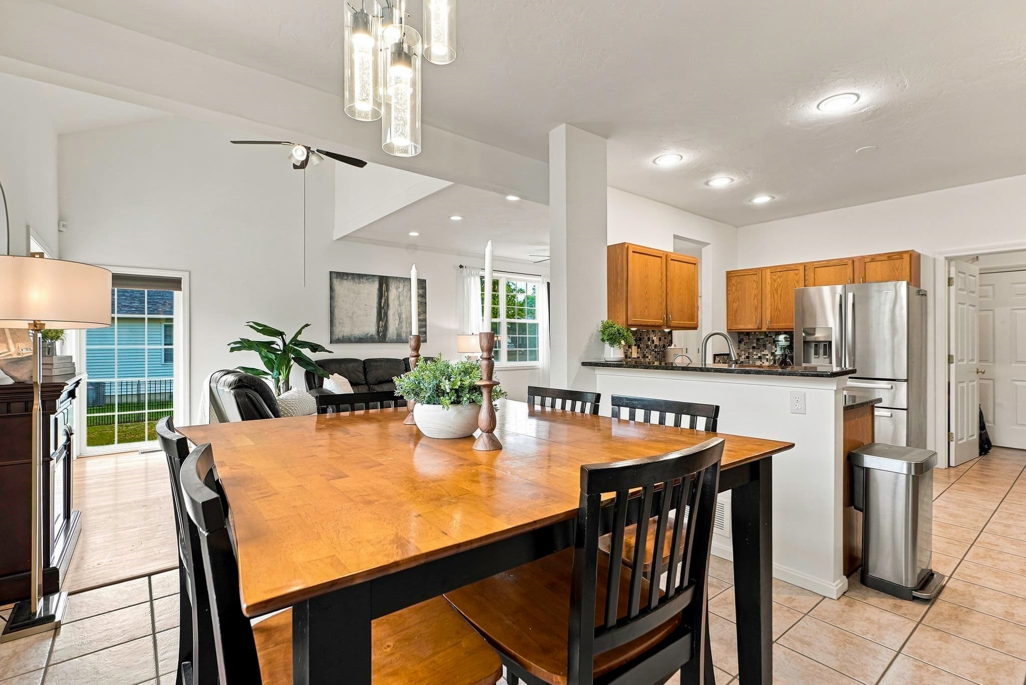 Condominium at 6 Tern Dr # 6, Shrewsbury MA 01545, photo 12 of 42