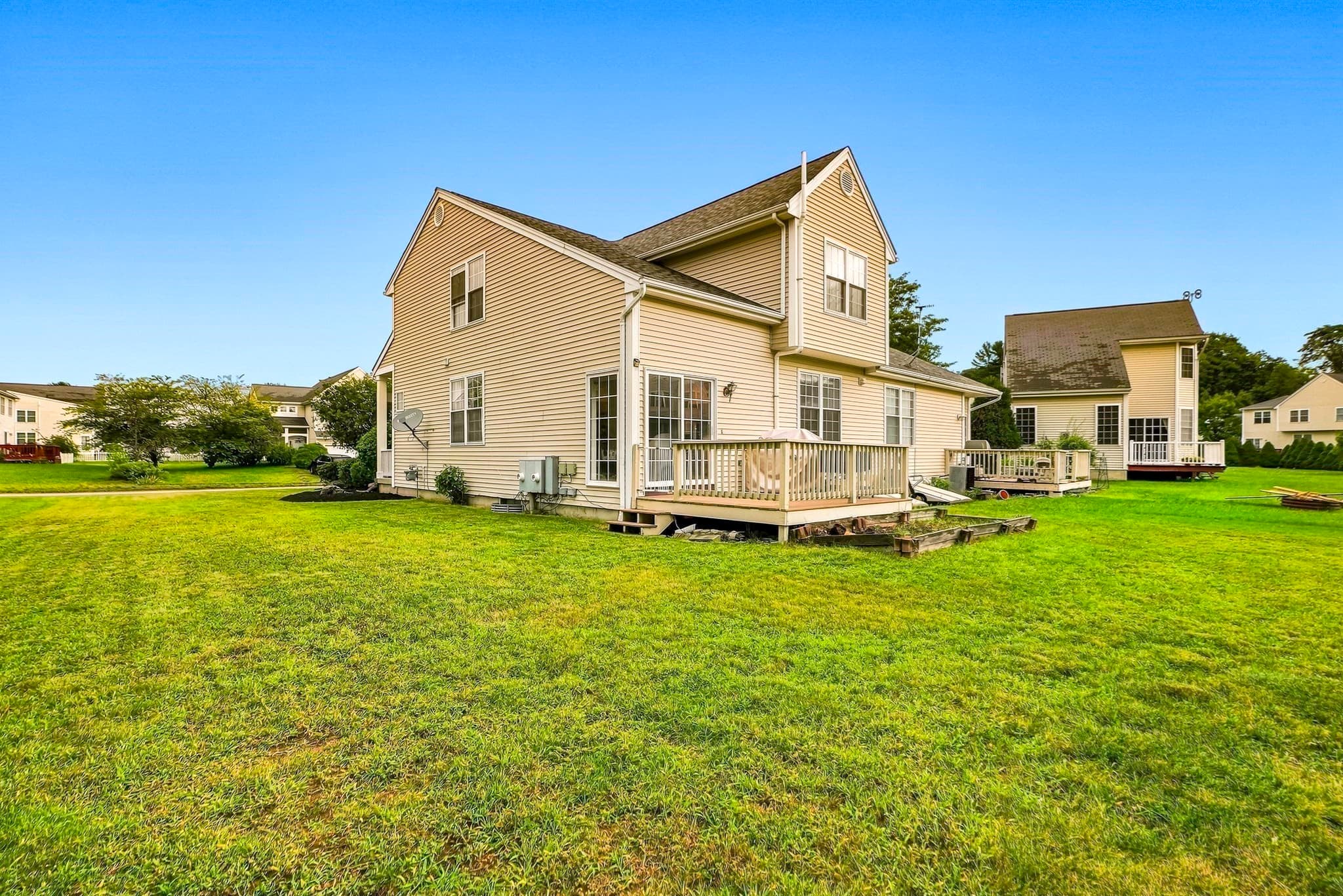 Condominium at 6 Tern Dr # 6, Shrewsbury MA 01545, photo 39 of 42