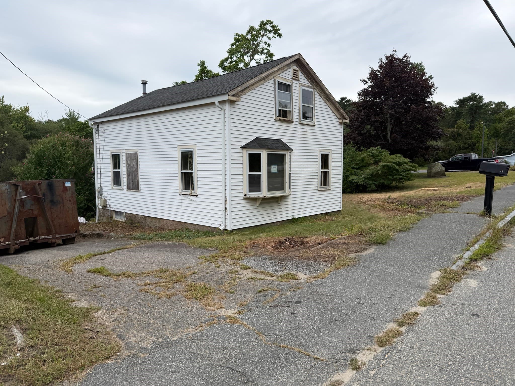 Single Family Residence at 239 Sandwich Rd, Wareham MA 02571, Wareham, photo 2 of 23